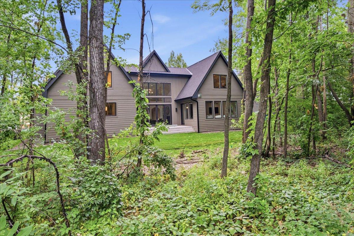 View of Residential at 85 Brentwood Avenue, Excelsior MN 55331, Excelsior (41 of 48) - Mike Wilen | Minnesota Team Real Estate