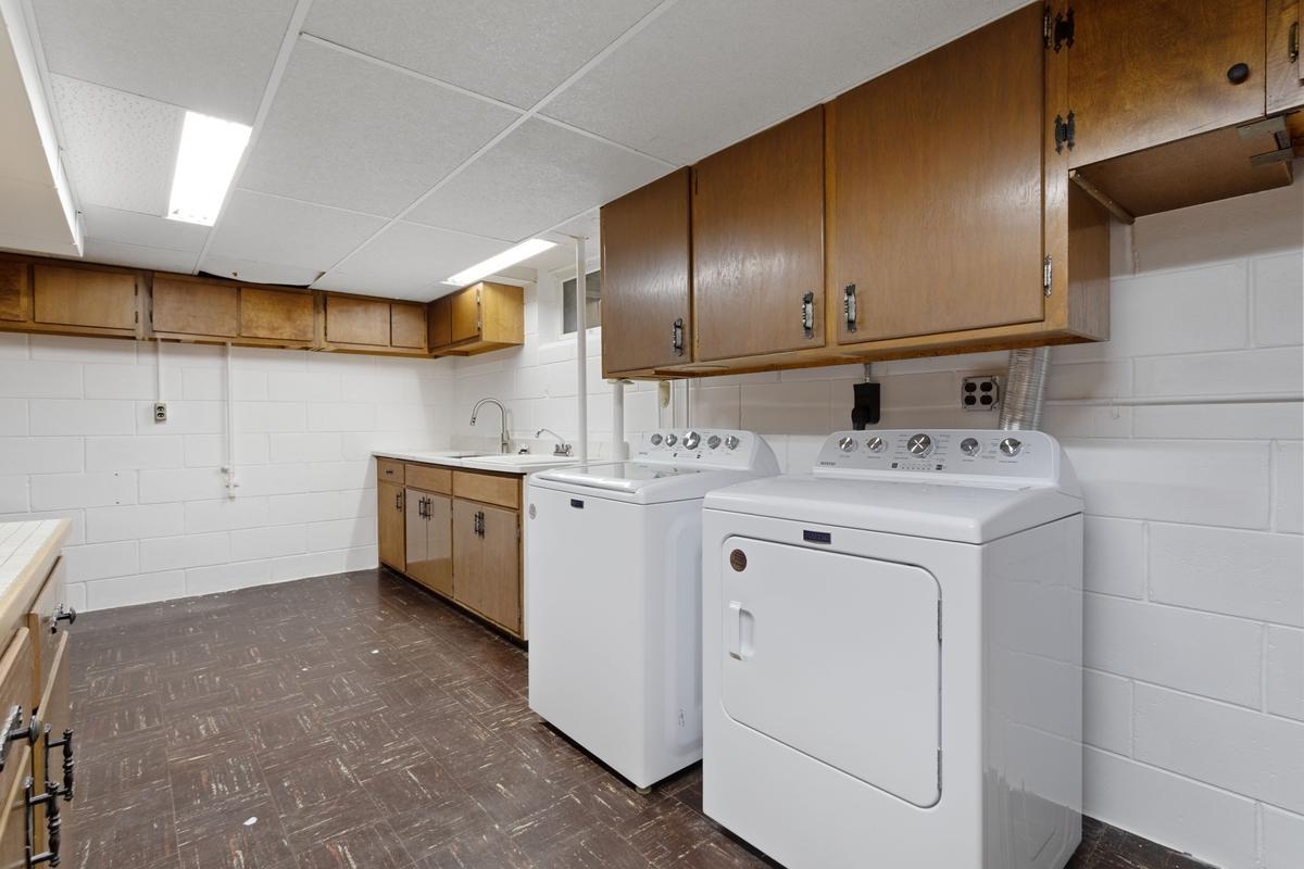View of Residential at 5725 Northport Drive, Brooklyn Center MN 55429, Brooklyn Center (18 of 23) - Mike Wilen | Minnesota Team Real Estate