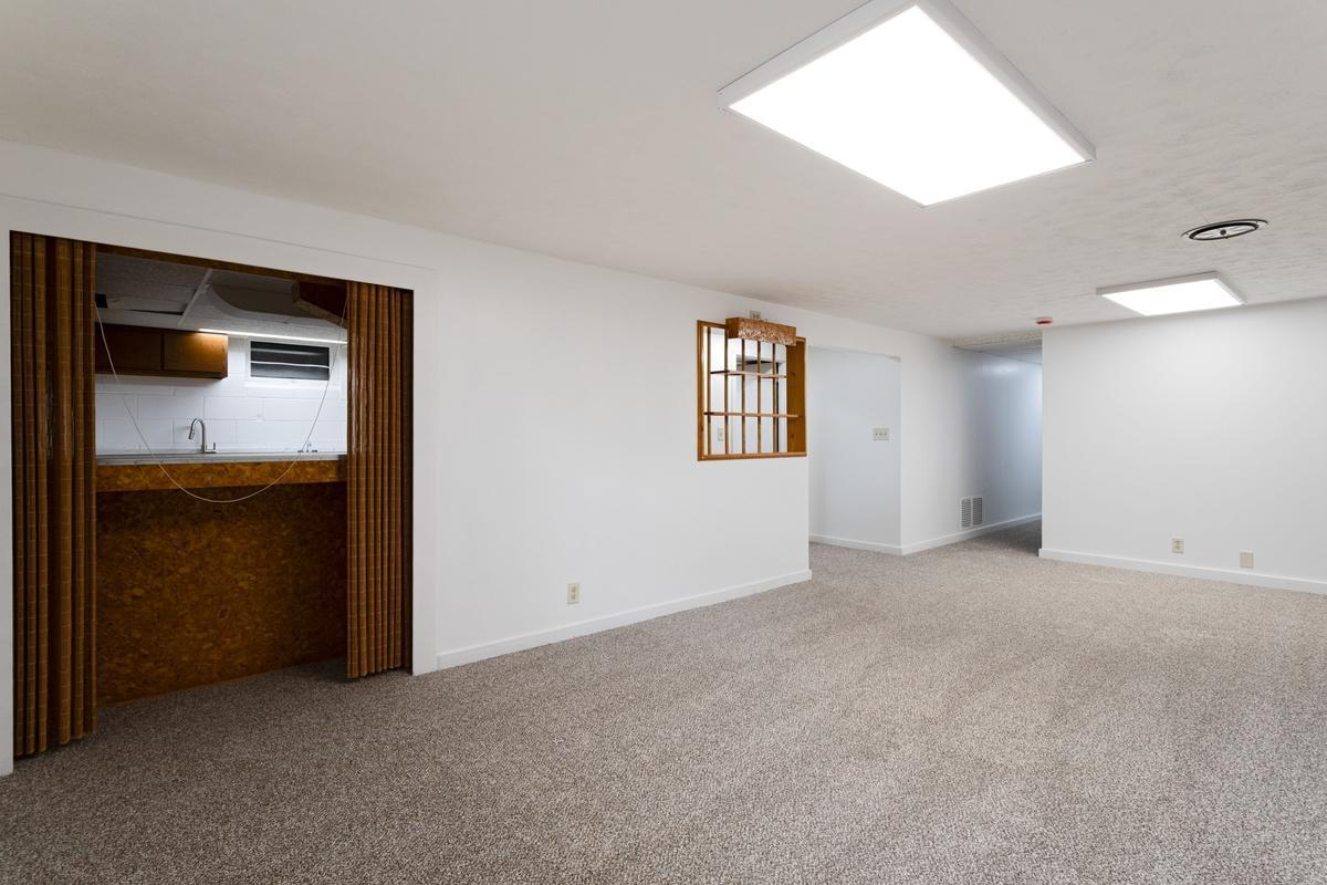 View of Residential at 5725 Northport Drive, Brooklyn Center MN 55429, Brooklyn Center (17 of 23) - Mike Wilen | Minnesota Team Real Estate