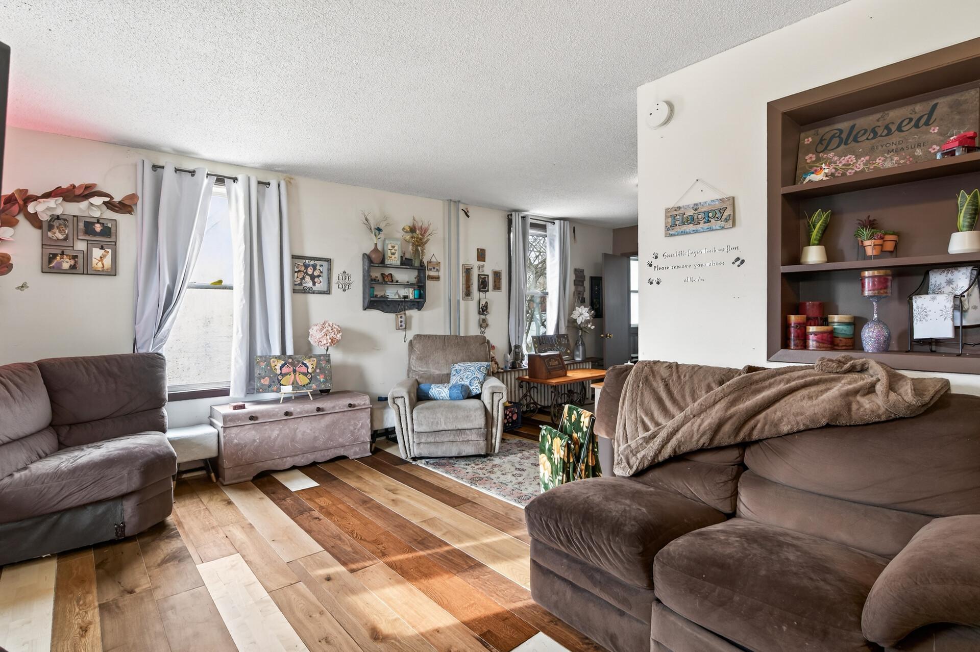 View of Residential Income at 591 Payne Avenue, Saint Paul MN 55130, Saint Paul (4 of 34) - Mike Wilen | Minnesota Team Real Estate