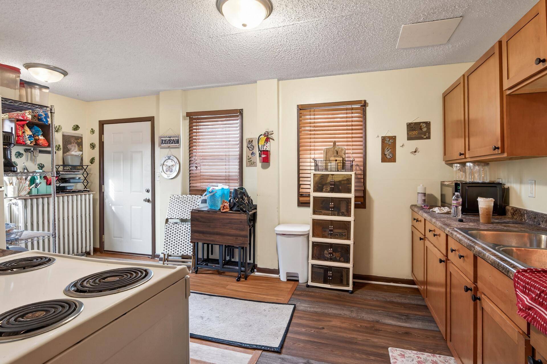 View of Residential Income at 591 Payne Avenue, Saint Paul MN 55130, Saint Paul (8 of 34) - Mike Wilen | Minnesota Team Real Estate
