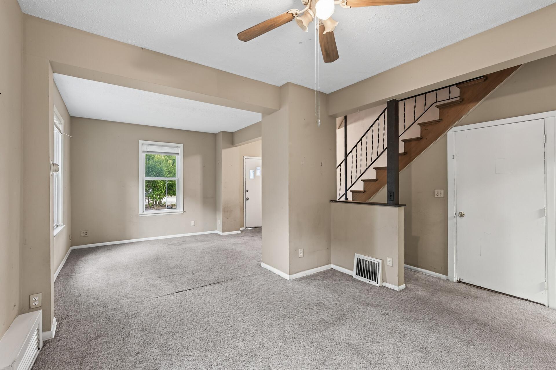 View of Residential Income at 591 Payne Avenue, Saint Paul MN 55130, Saint Paul (14 of 34) - Mike Wilen | Minnesota Team Real Estate
