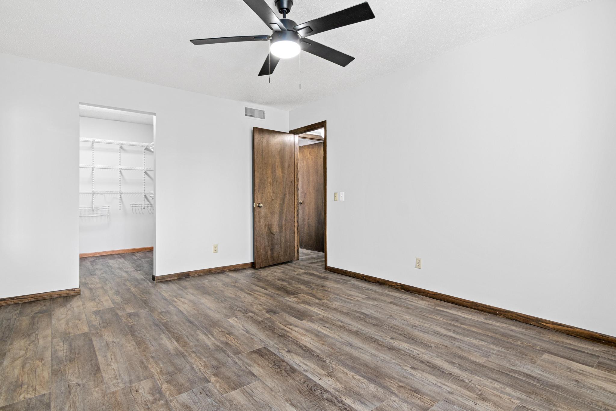 View of Residential at 7211 Perry Court #0, Brooklyn Center MN 55429, Brooklyn Center (18 of 43) - Mike Wilen | Minnesota Team Real Estate