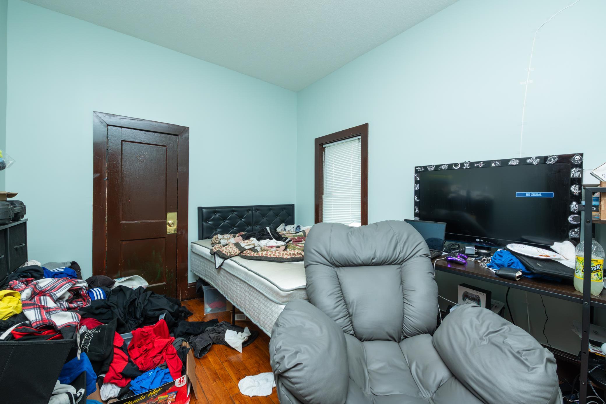 View of Residential Income at 2218 4th Avenue, Minneapolis MN 55405, Minneapolis (18 of 50) - Mike Wilen | Minnesota Team Real Estate