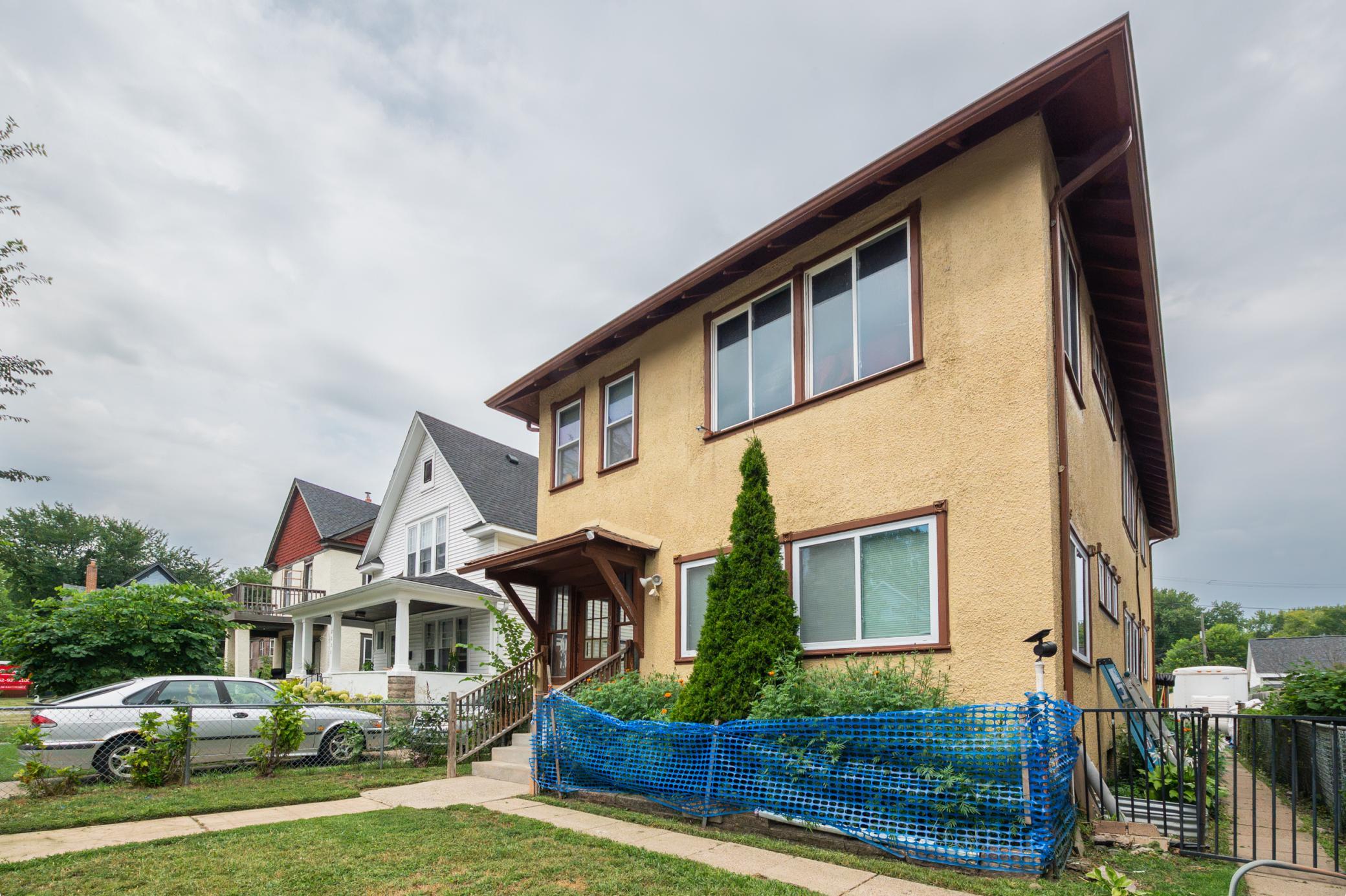 View of Residential Income at 2218 4th Avenue, Minneapolis MN 55405, Minneapolis (3 of 50) - Mike Wilen | Minnesota Team Real Estate