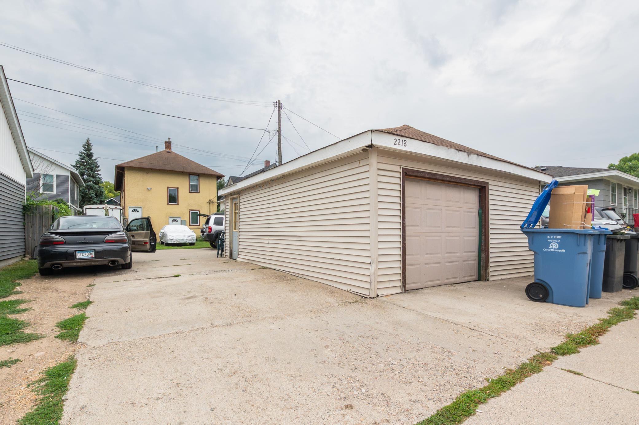 View of Residential Income at 2218 4th Avenue, Minneapolis MN 55405, Minneapolis (45 of 50) - Mike Wilen | Minnesota Team Real Estate