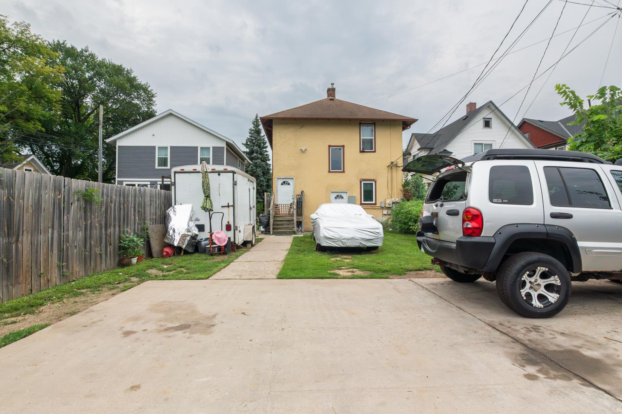 View of Residential Income at 2218 4th Avenue, Minneapolis MN 55405, Minneapolis (44 of 50) - Mike Wilen | Minnesota Team Real Estate