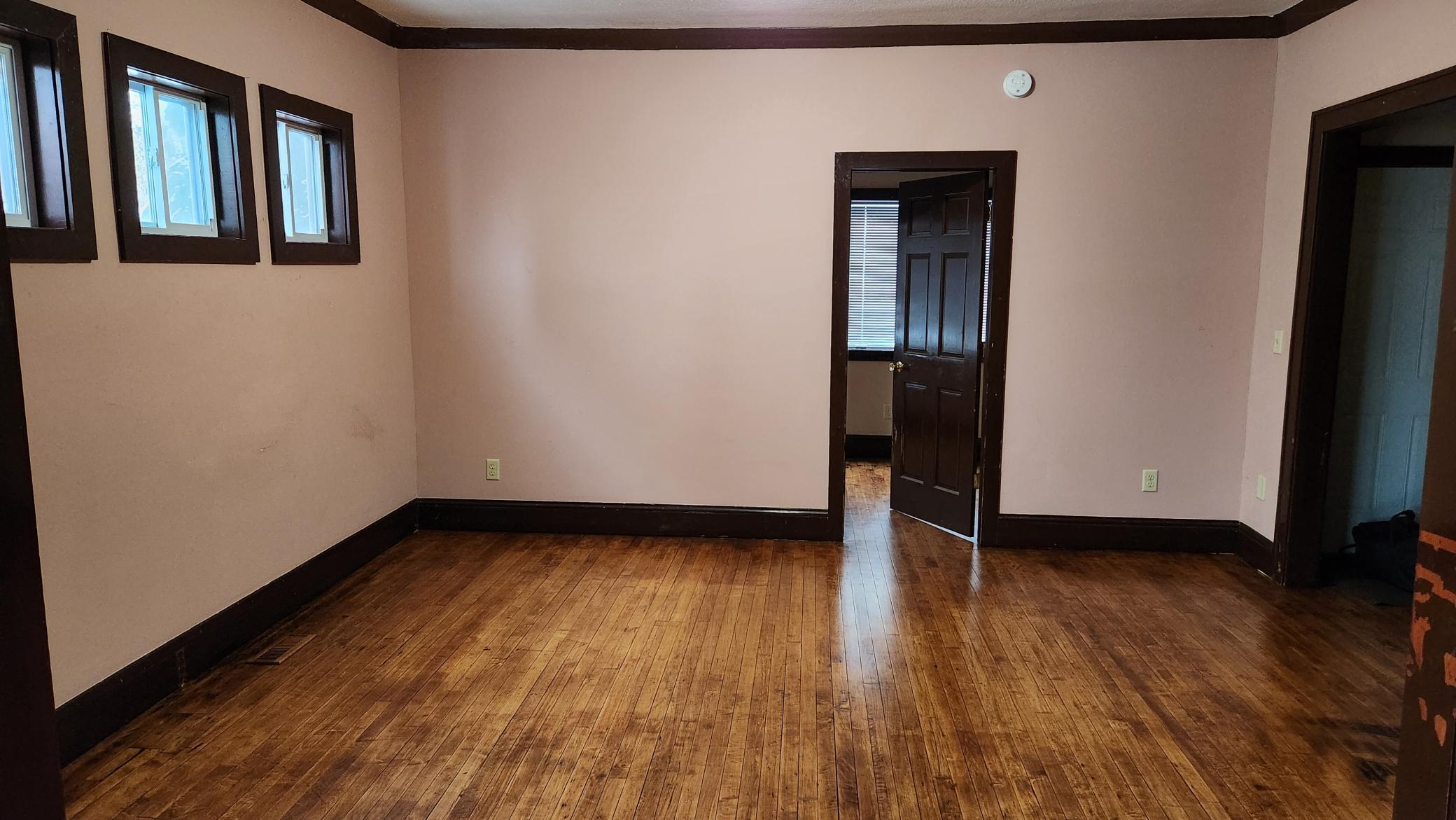 View of Residential Income at 2218 4th Avenue, Minneapolis MN 55405, Minneapolis (8 of 50) - Mike Wilen | Minnesota Team Real Estate