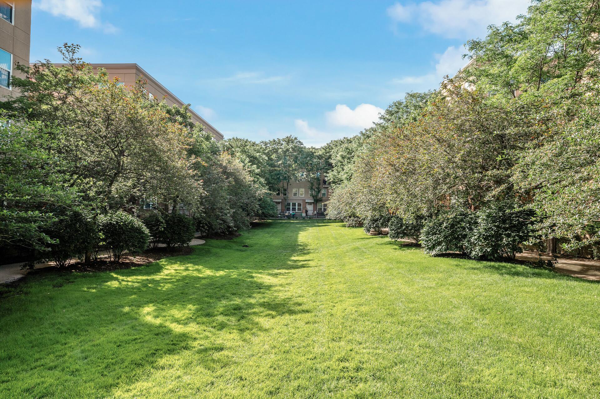 View of Residential at 515 1st St #405, Minneapolis MN 55401, Minneapolis (43 of 45) - Mike Wilen | Minnesota Team Real Estate