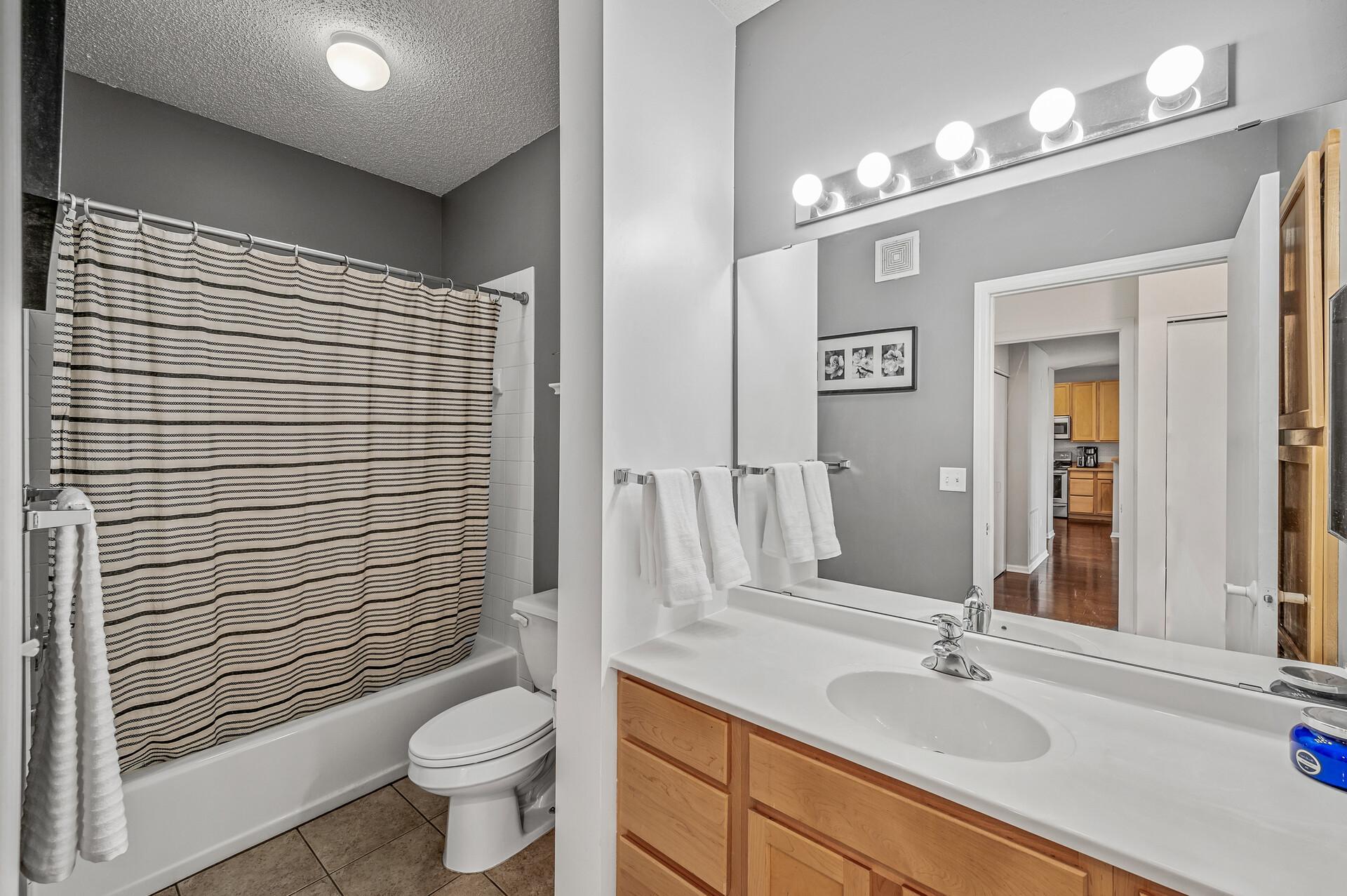 View of Residential at 515 1st St #405, Minneapolis MN 55401, Minneapolis (26 of 45) - Mike Wilen | Minnesota Team Real Estate