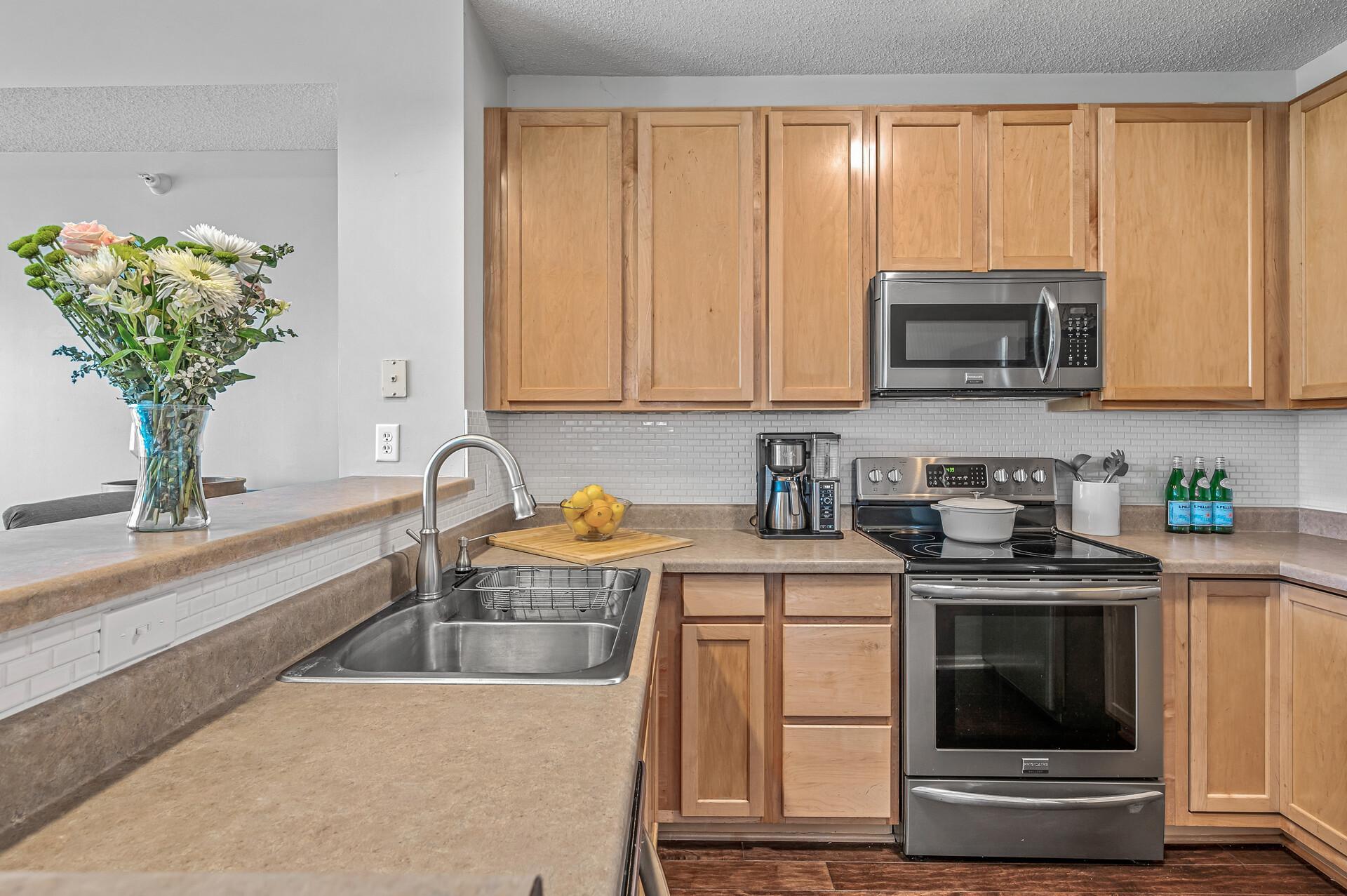 View of Residential at 515 1st St #405, Minneapolis MN 55401, Minneapolis (3 of 45) - Mike Wilen | Minnesota Team Real Estate