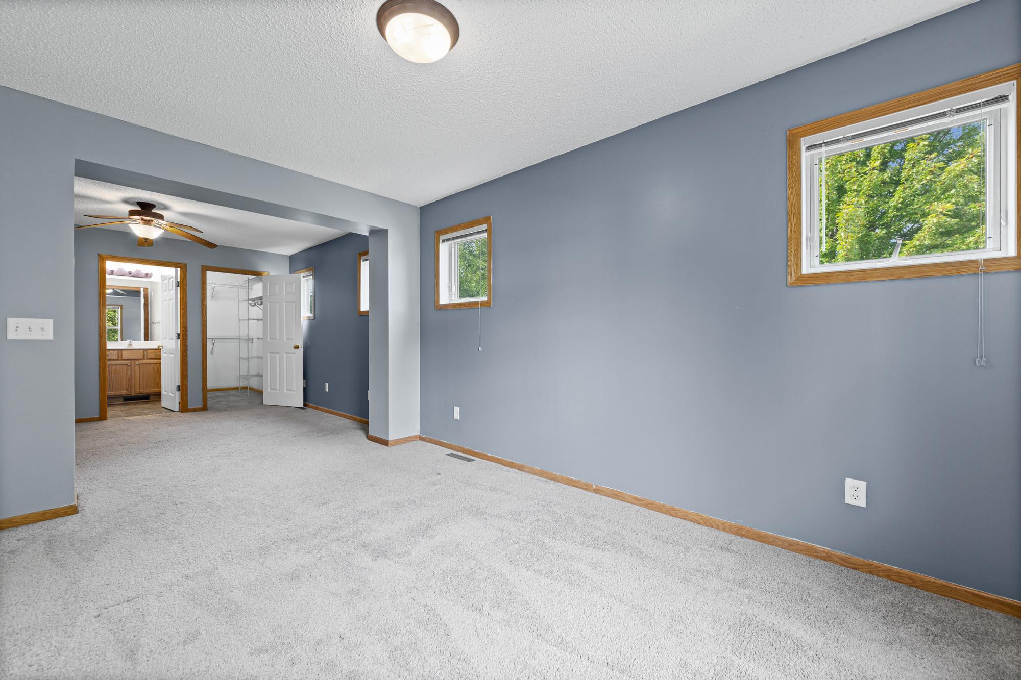 View of Residential at 10856 Kingsfield Lane, Woodbury MN 55129, Woodbury (38 of 49) - Mike Wilen | Minnesota Team Real Estate