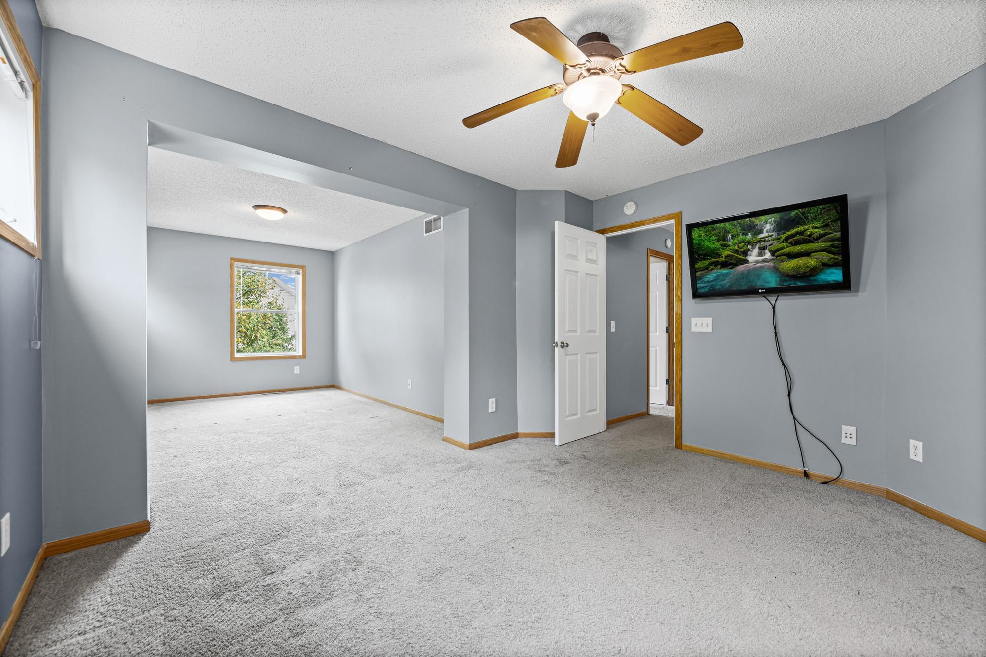 View of Residential at 10856 Kingsfield Lane, Woodbury MN 55129, Woodbury (36 of 49) - Mike Wilen | Minnesota Team Real Estate