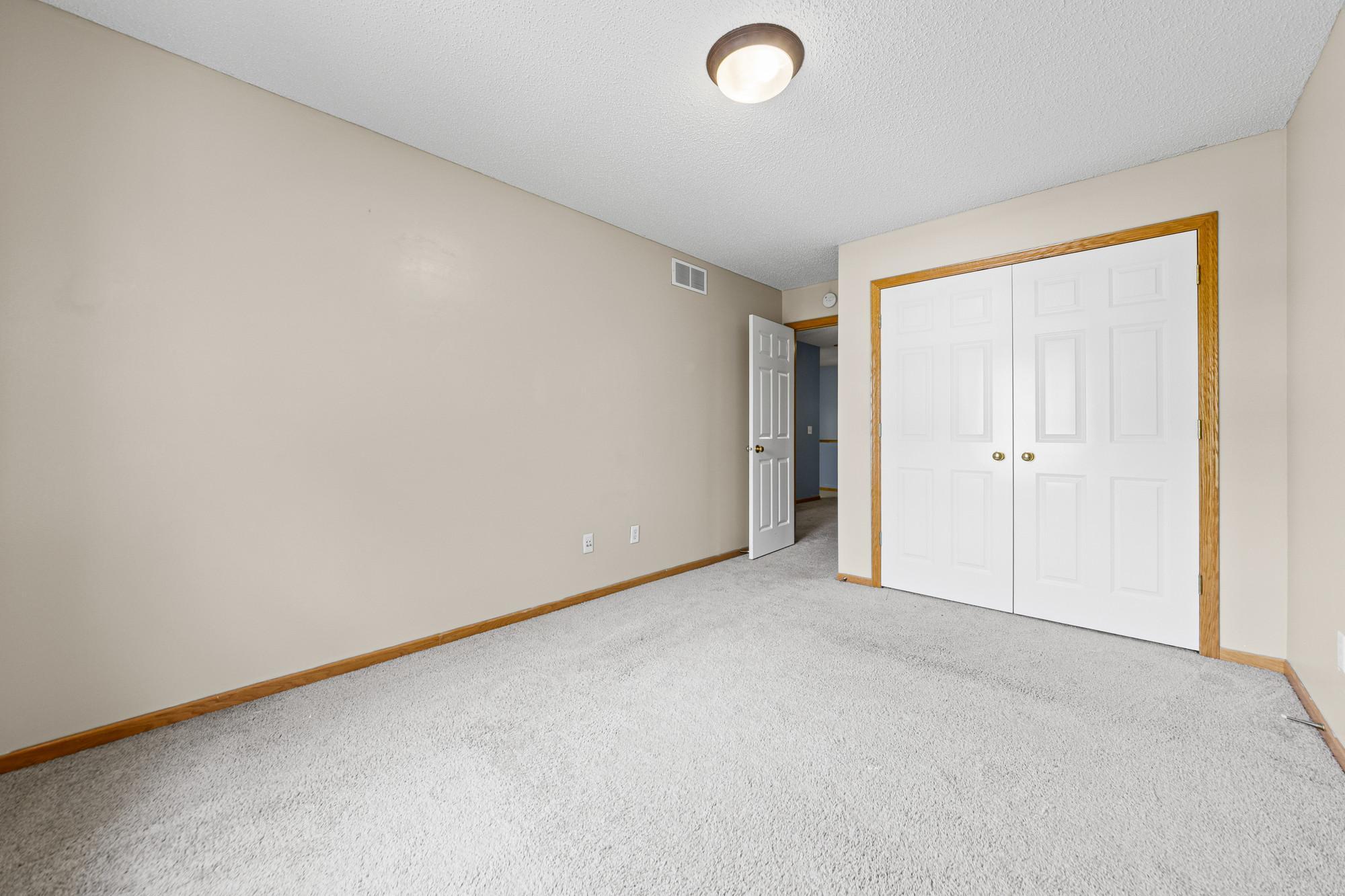 View of Residential at 10856 Kingsfield Lane, Woodbury MN 55129, Woodbury (33 of 49) - Mike Wilen | Minnesota Team Real Estate