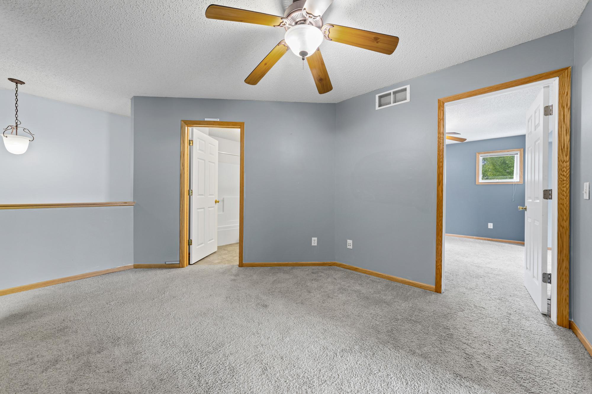 View of Residential at 10856 Kingsfield Lane, Woodbury MN 55129, Woodbury (24 of 49) - Mike Wilen | Minnesota Team Real Estate