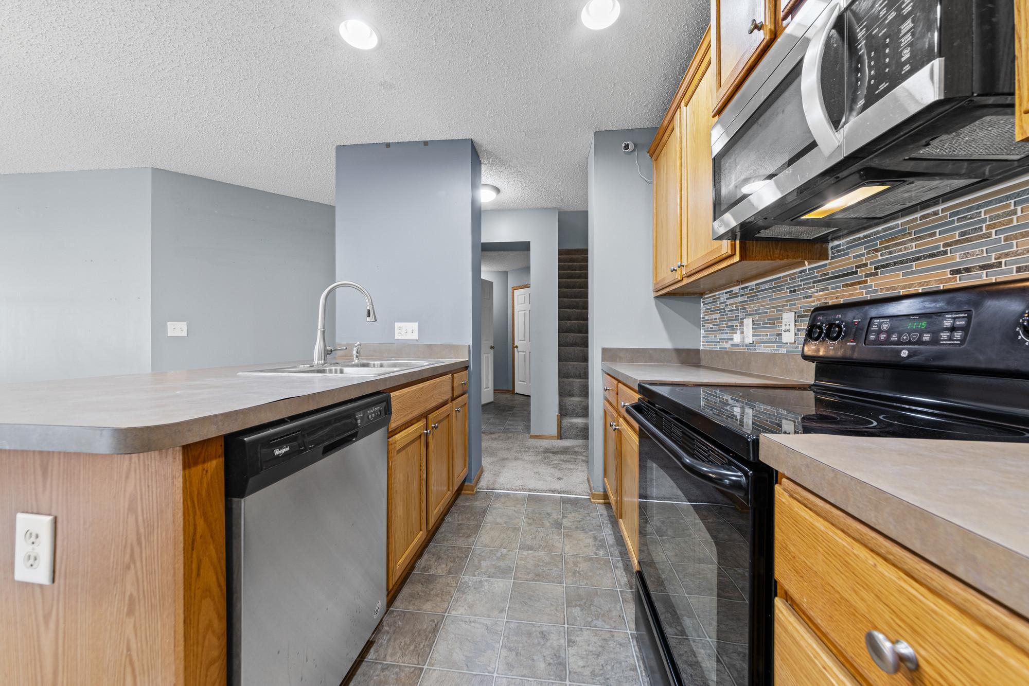 View of Residential at 10856 Kingsfield Lane, Woodbury MN 55129, Woodbury (17 of 49) - Mike Wilen | Minnesota Team Real Estate