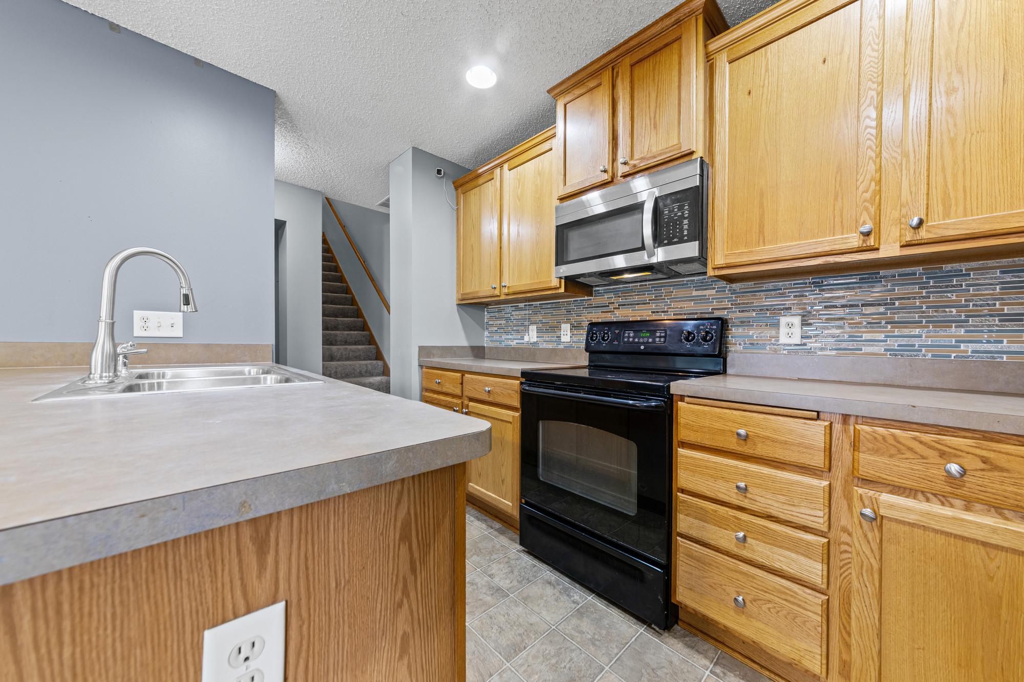 View of Residential at 10856 Kingsfield Lane, Woodbury MN 55129, Woodbury (16 of 49) - Mike Wilen | Minnesota Team Real Estate