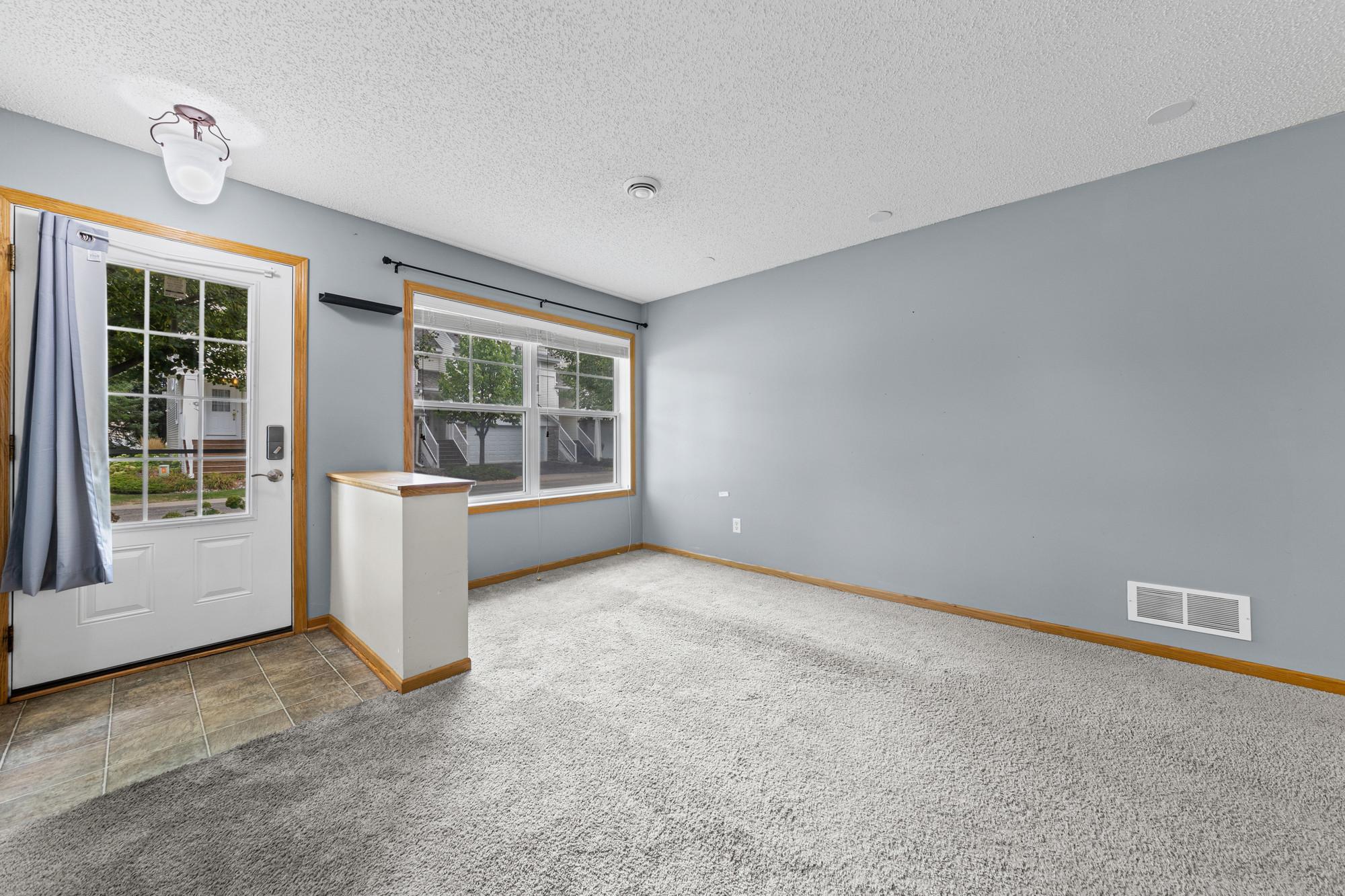 View of Residential at 10856 Kingsfield Lane, Woodbury MN 55129, Woodbury (9 of 49) - Mike Wilen | Minnesota Team Real Estate