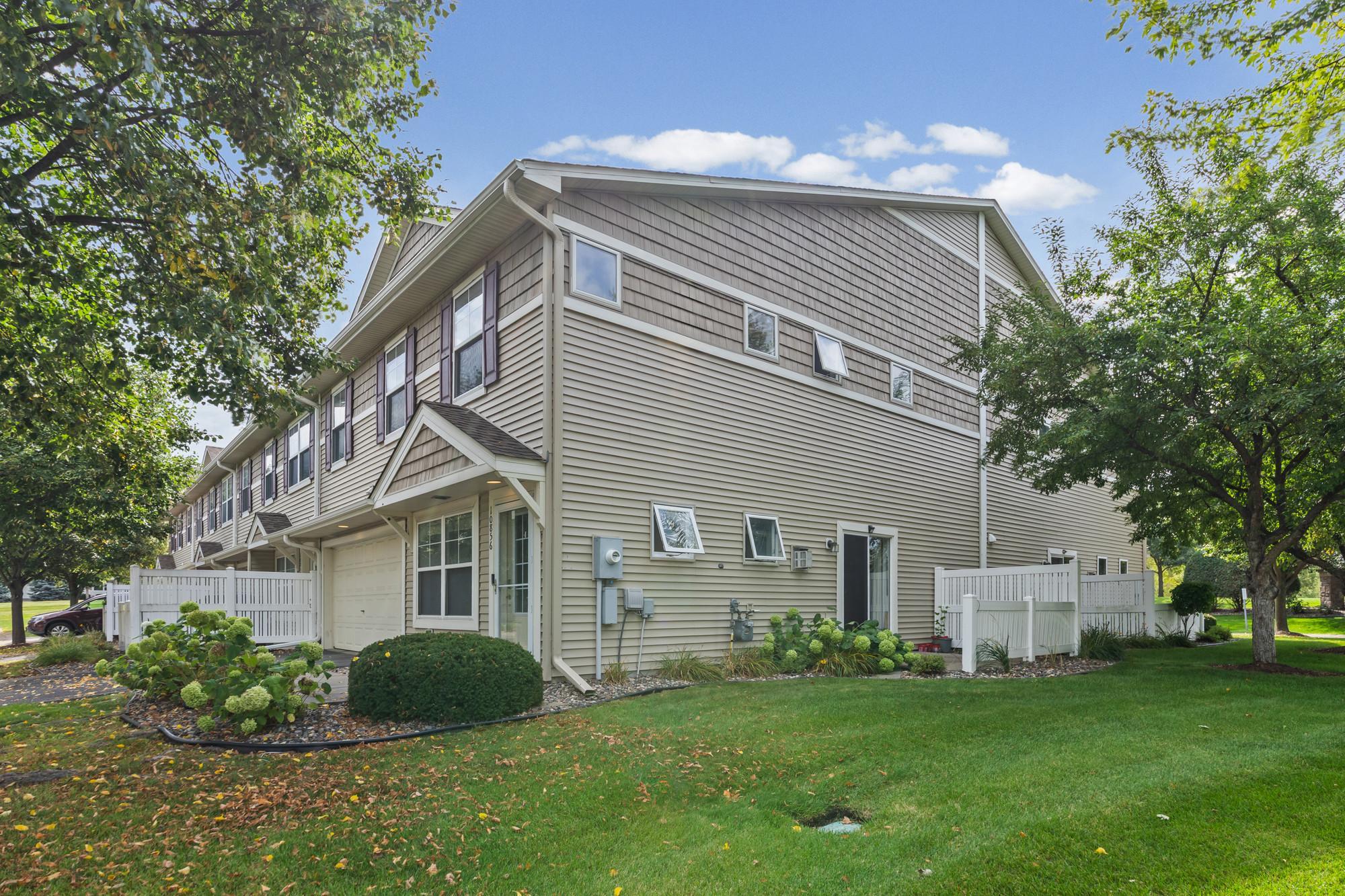 View of Residential at 10856 Kingsfield Lane, Woodbury MN 55129, Woodbury (43 of 49) - Mike Wilen | Minnesota Team Real Estate