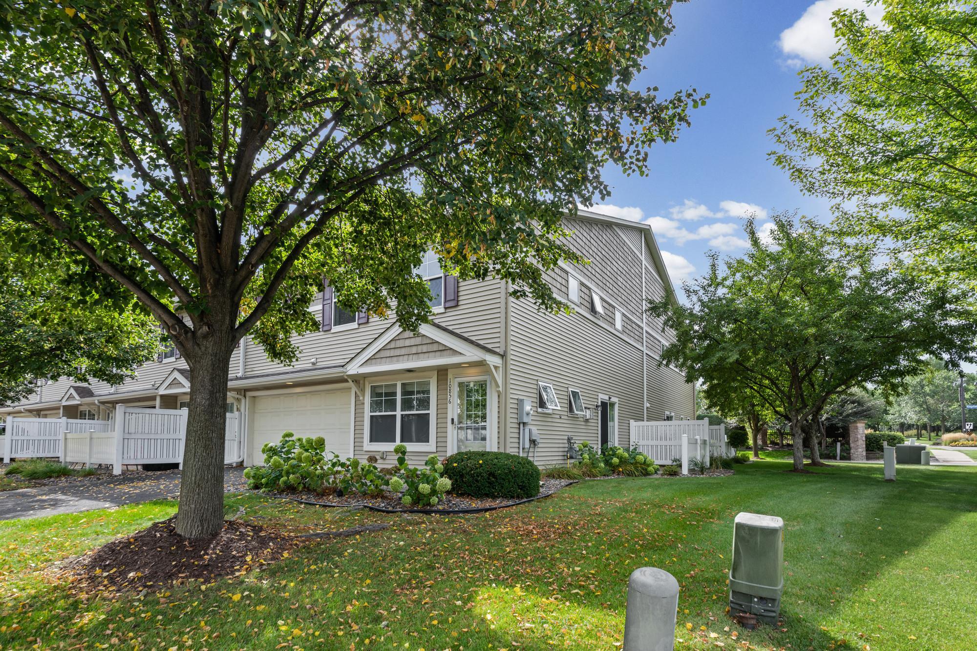 View of Residential at 10856 Kingsfield Lane, Woodbury MN 55129, Woodbury (42 of 49) - Mike Wilen | Minnesota Team Real Estate