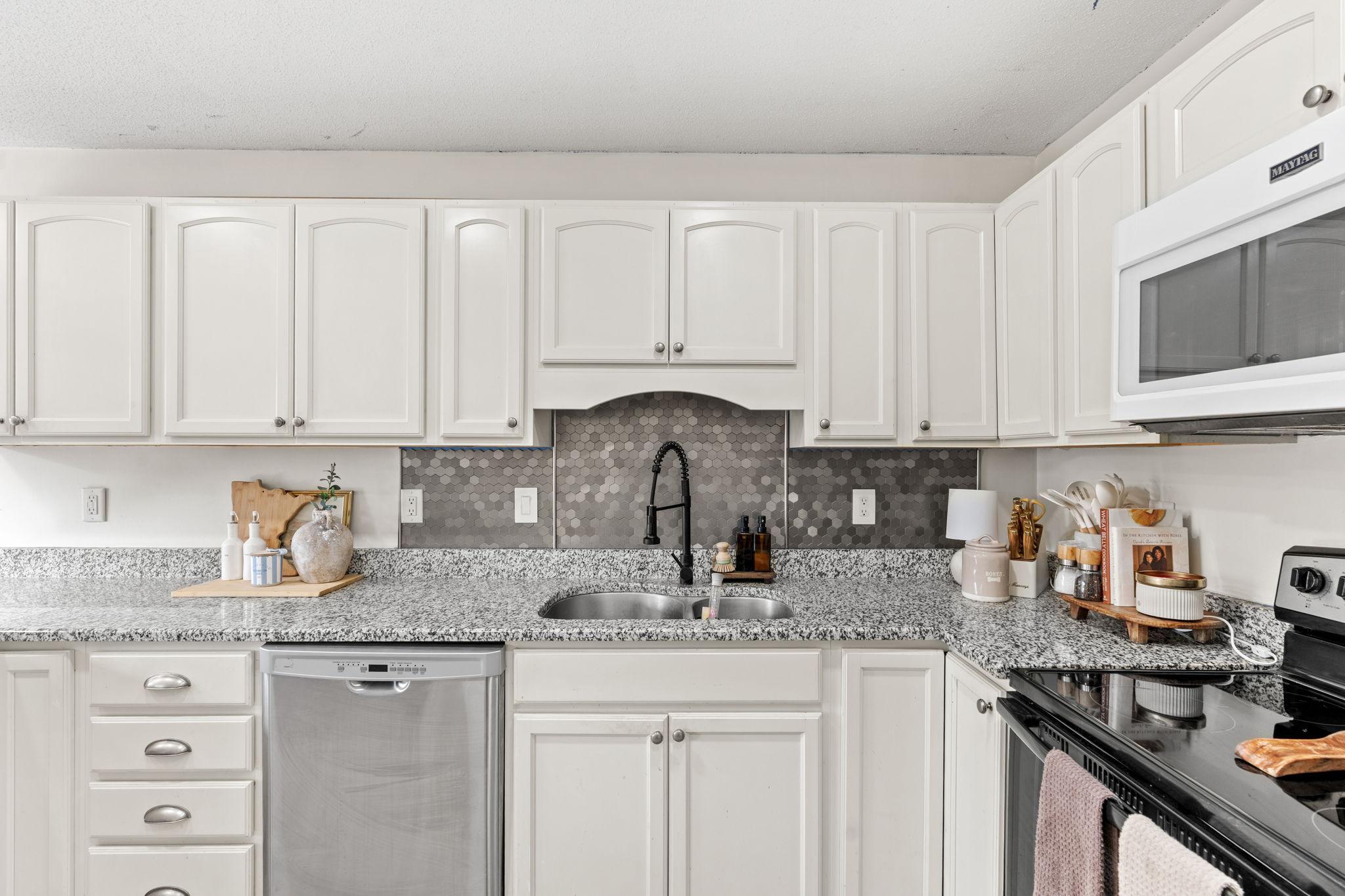 View of Residential at 2728 111th Avenue, Coon Rapids MN 55433, Coon Rapids (11 of 38) - Mike Wilen | Minnesota Team Real Estate