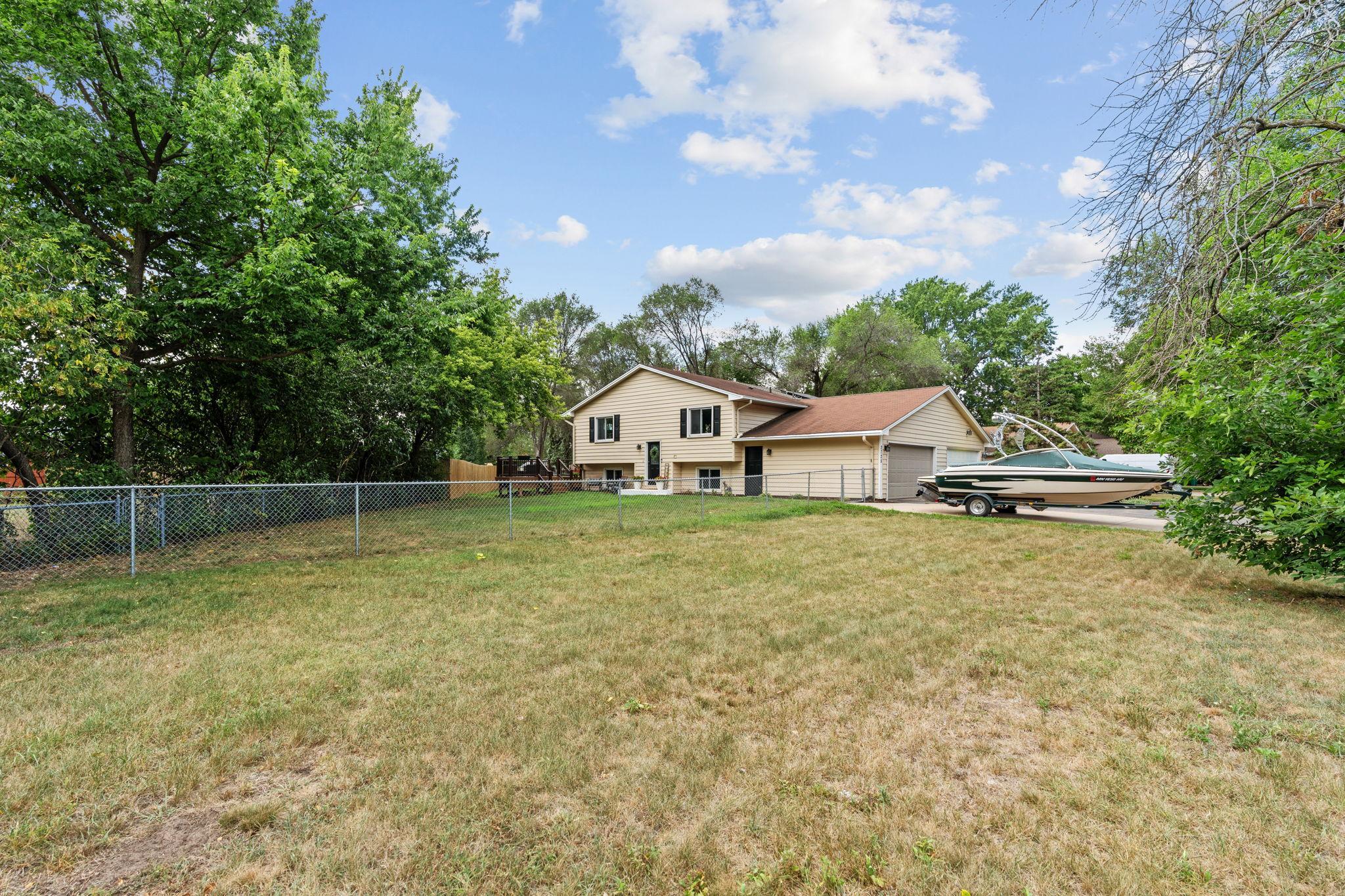 View of Residential at 2728 111th Avenue, Coon Rapids MN 55433, Coon Rapids (34 of 38) - Mike Wilen | Minnesota Team Real Estate