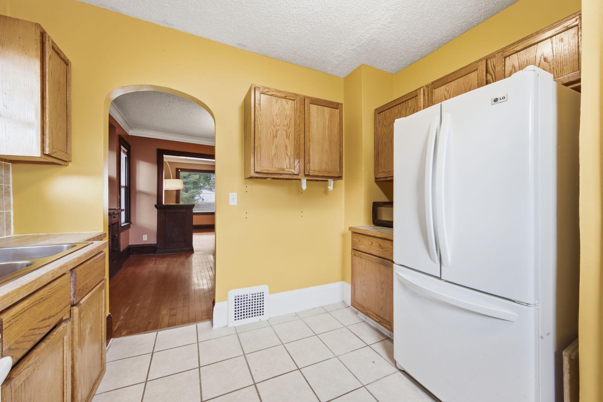 View of Residential at 4005 3rd Avenue, Minneapolis MN 55409, Minneapolis (9 of 18) - Mike Wilen | Minnesota Team Real Estate