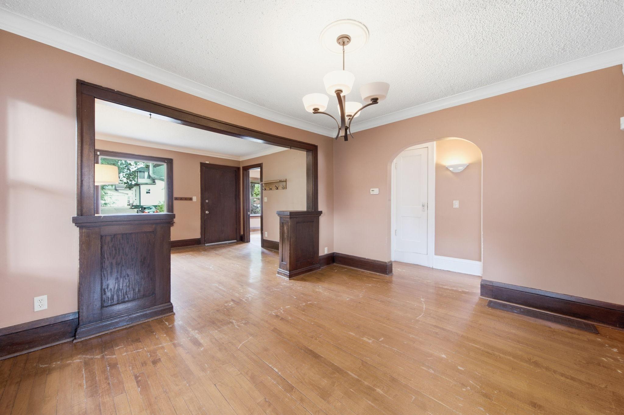 View of Residential at 4005 3rd Avenue, Minneapolis MN 55409, Minneapolis (7 of 18) - Mike Wilen | Minnesota Team Real Estate
