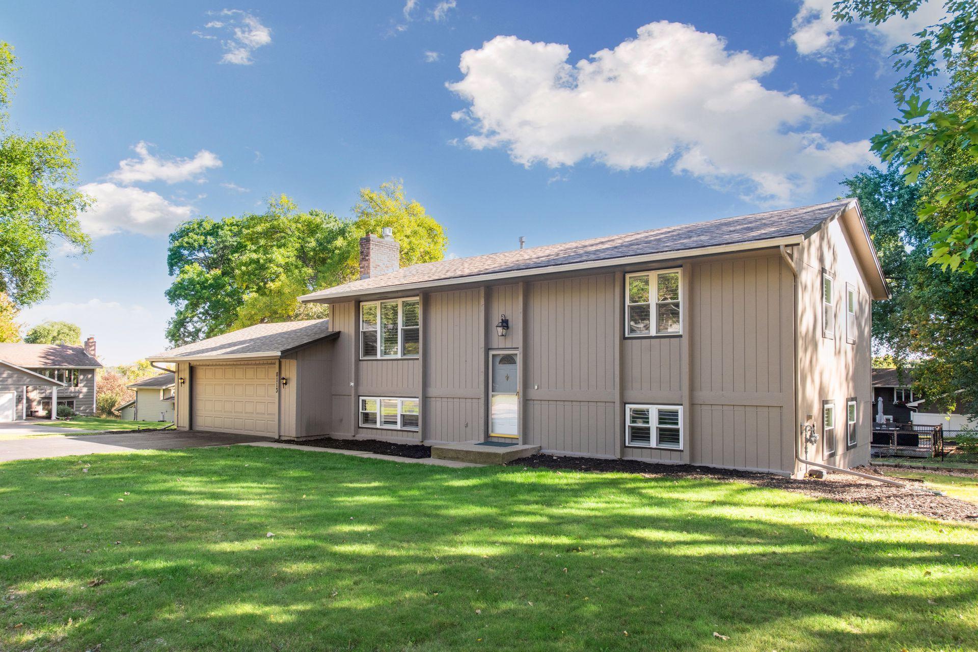 View of Single Family at 8113 Dakota Lane, Chanhassen - Mike Wilen | Minnesota Team Real Estate