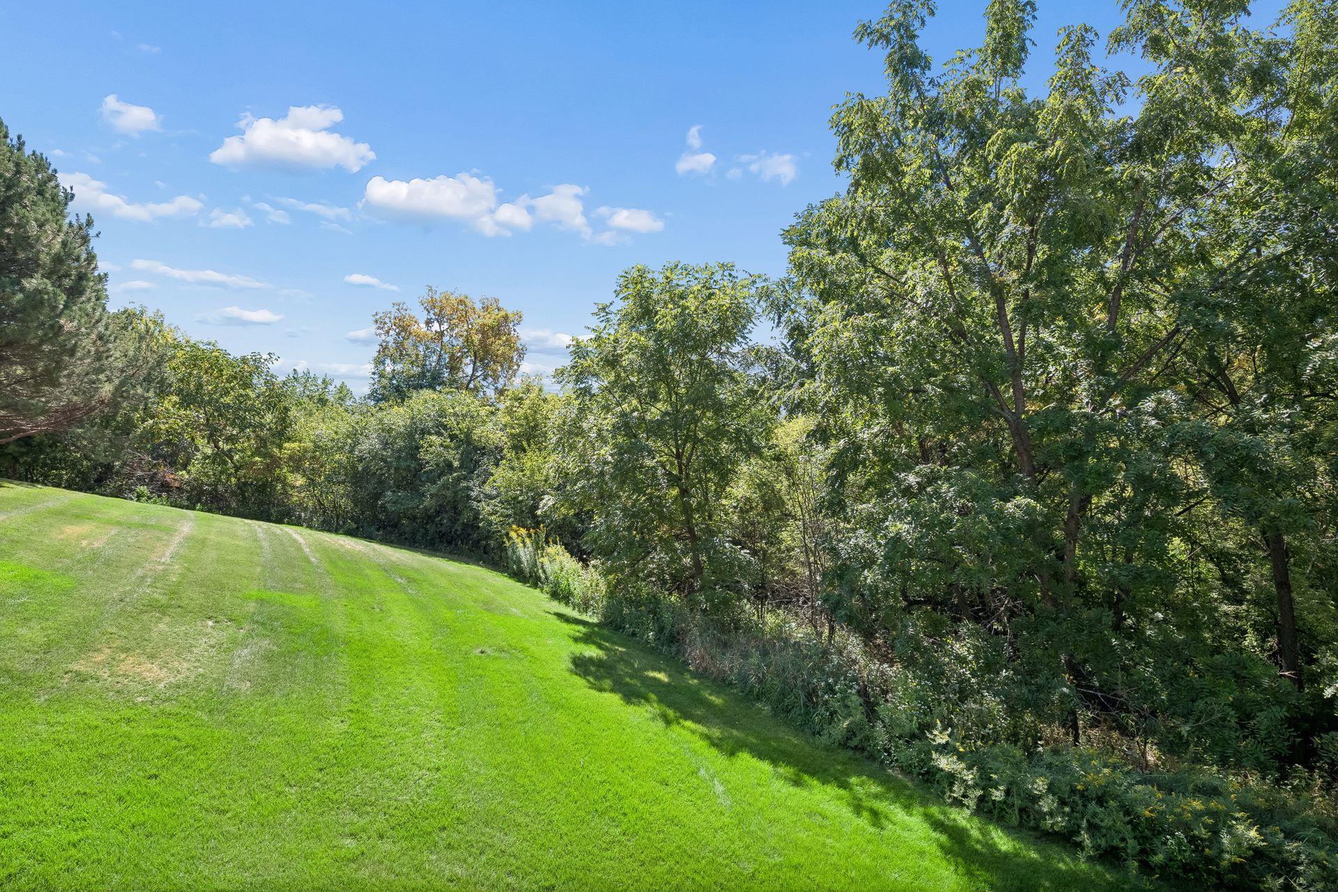View of Residential at 7063 Oak Pointe Curve, Bloomington MN 55438, Bloomington (41 of 65) - Mike Wilen | Minnesota Team Real Estate