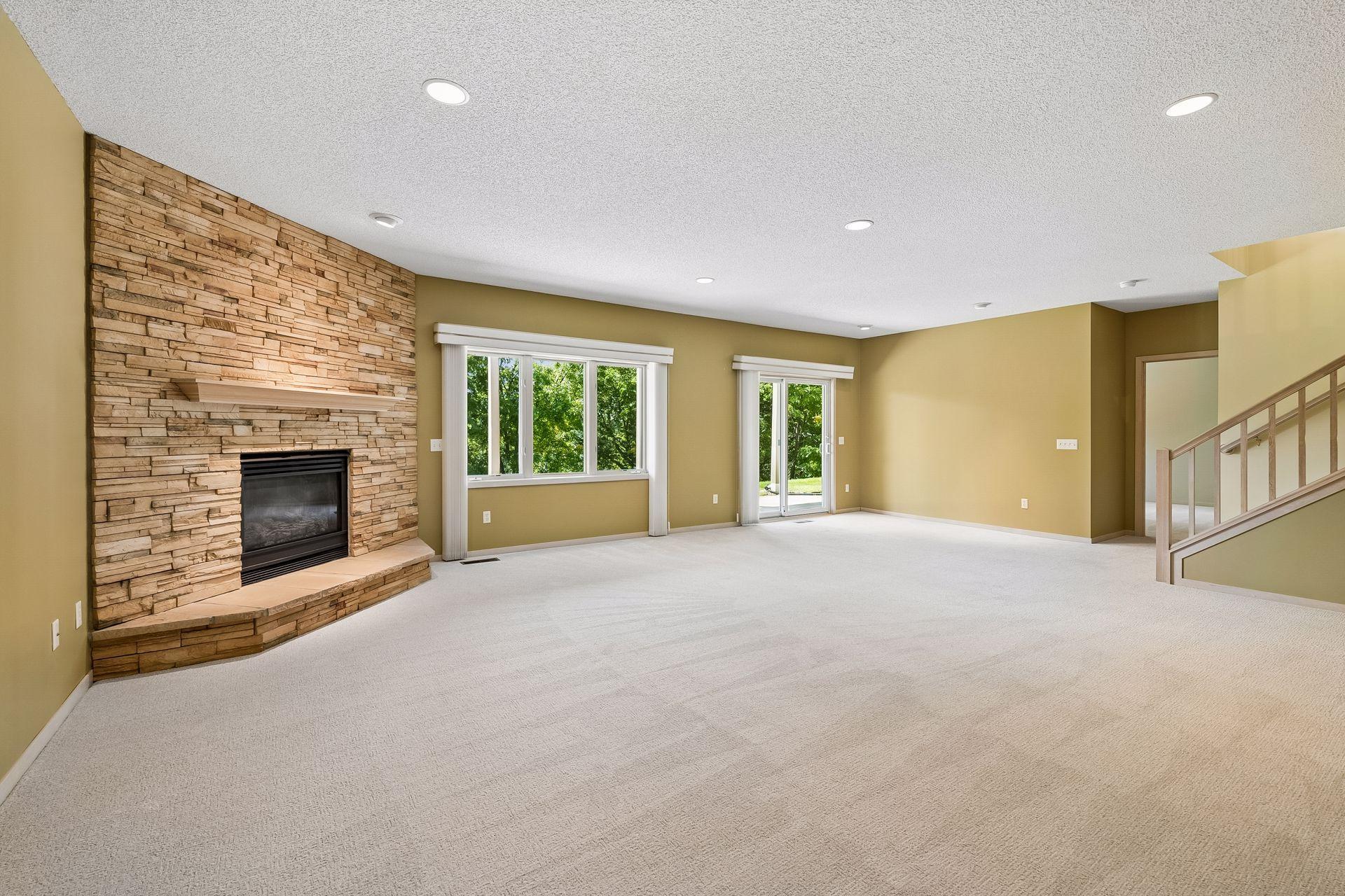 View of Residential at 7063 Oak Pointe Curve, Bloomington MN 55438, Bloomington (29 of 65) - Mike Wilen | Minnesota Team Real Estate