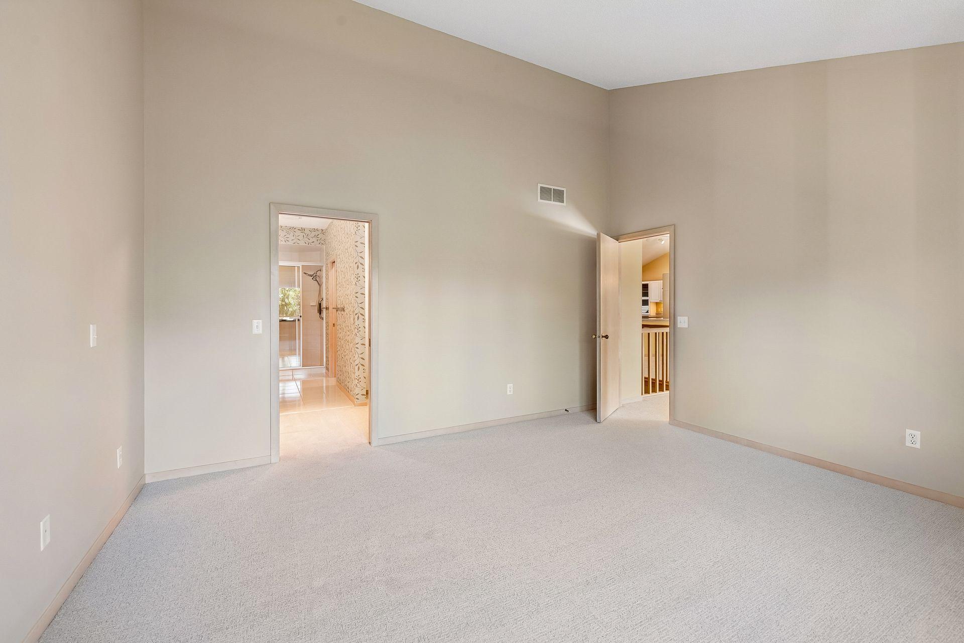 View of Residential at 7063 Oak Pointe Curve, Bloomington MN 55438, Bloomington (14 of 65) - Mike Wilen | Minnesota Team Real Estate