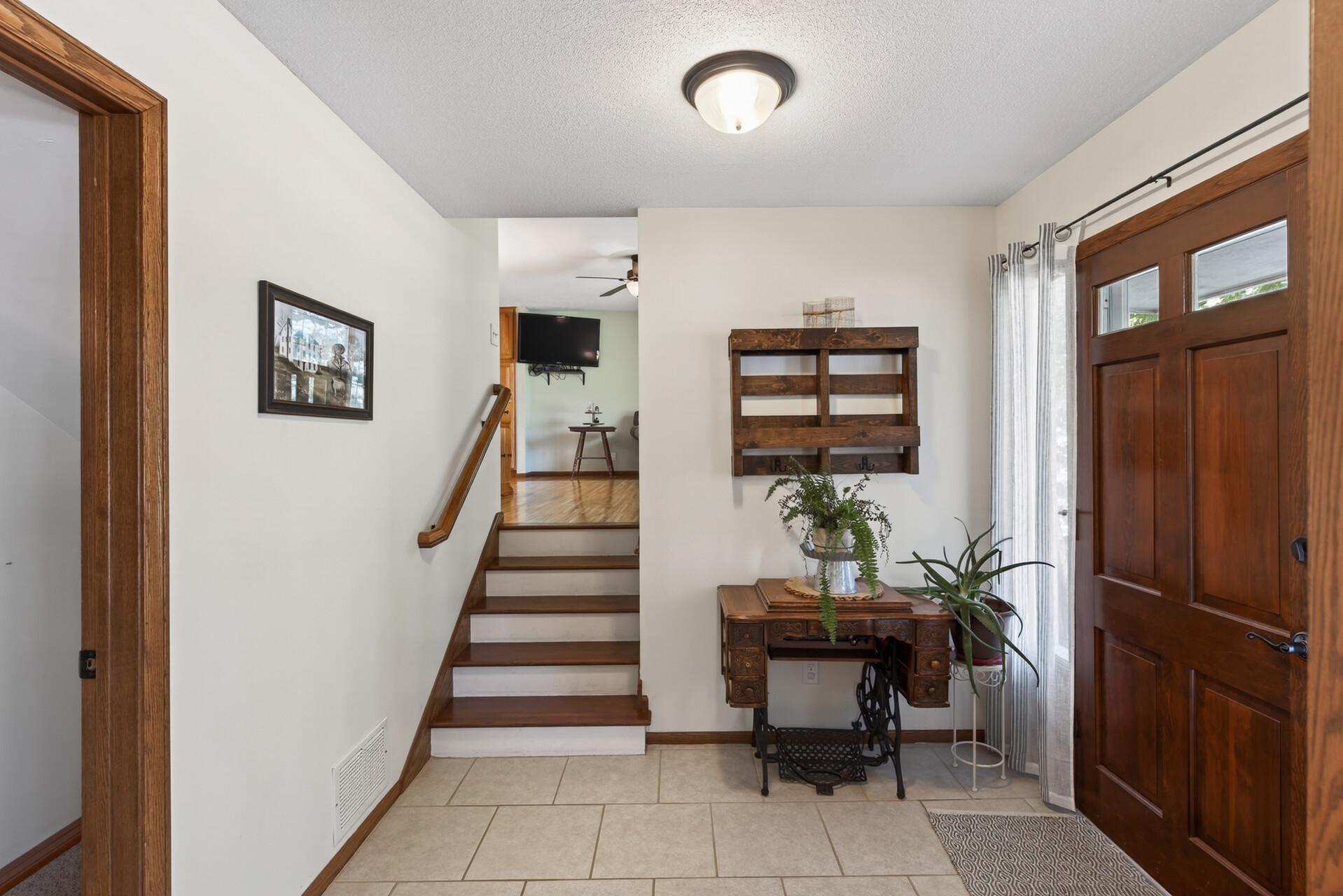 View of Residential at 1094 Lowell Drive, Apple Valley MN 55124, Apple Valley (5 of 50) - Mike Wilen | Minnesota Team Real Estate