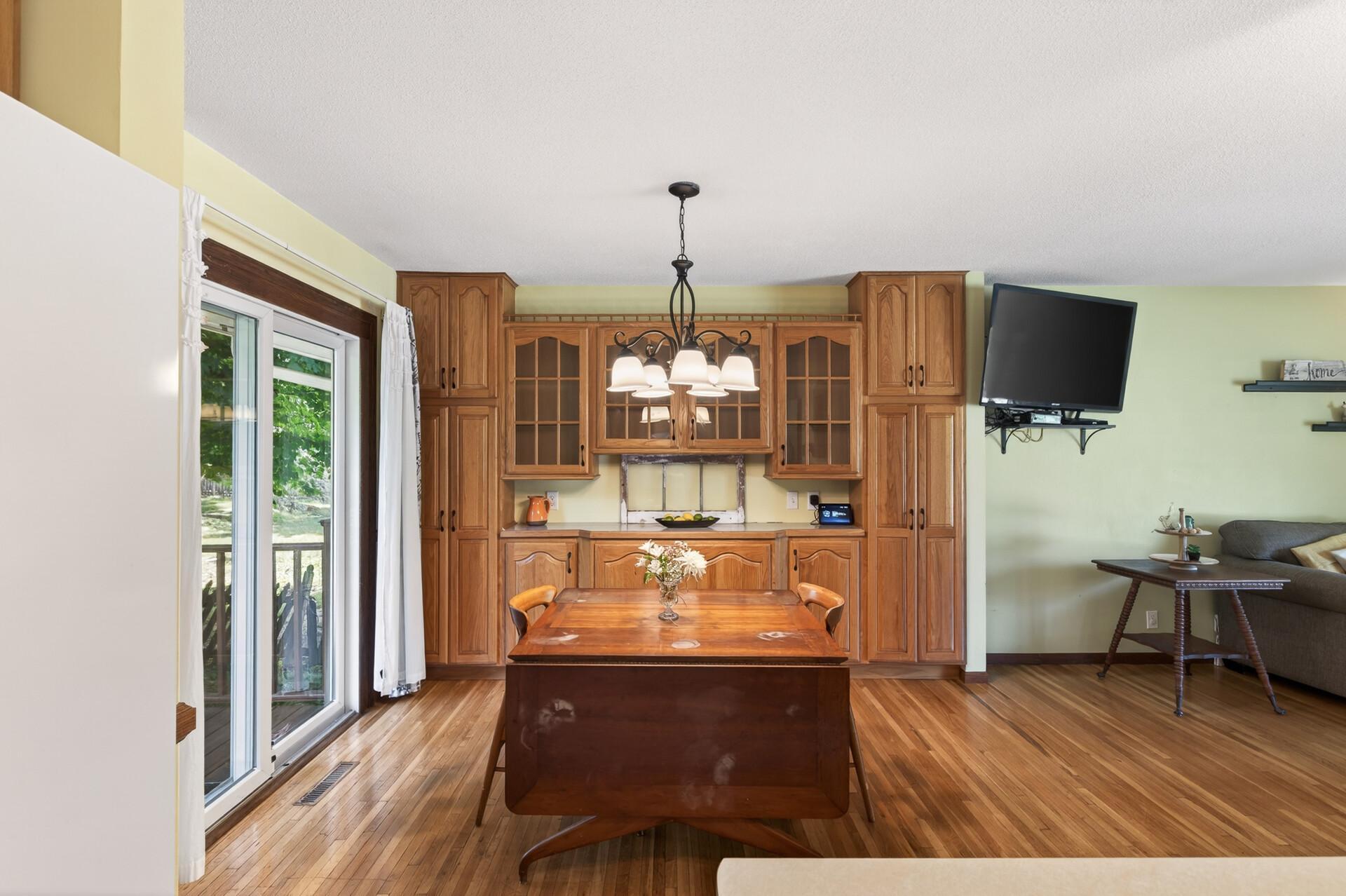 View of Residential at 1094 Lowell Drive, Apple Valley MN 55124, Apple Valley (18 of 50) - Mike Wilen | Minnesota Team Real Estate
