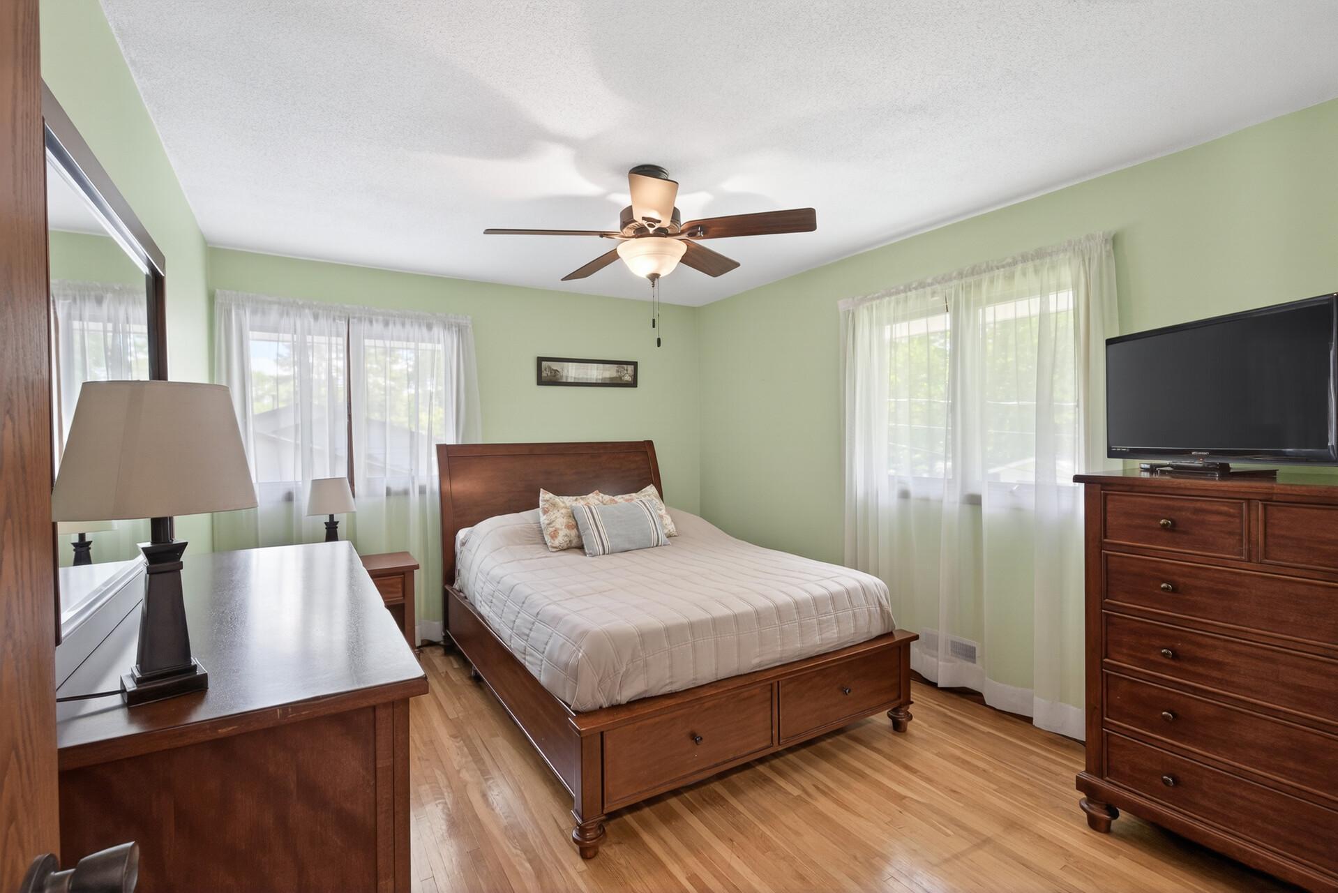View of Residential at 1094 Lowell Drive, Apple Valley MN 55124, Apple Valley (25 of 50) - Mike Wilen | Minnesota Team Real Estate