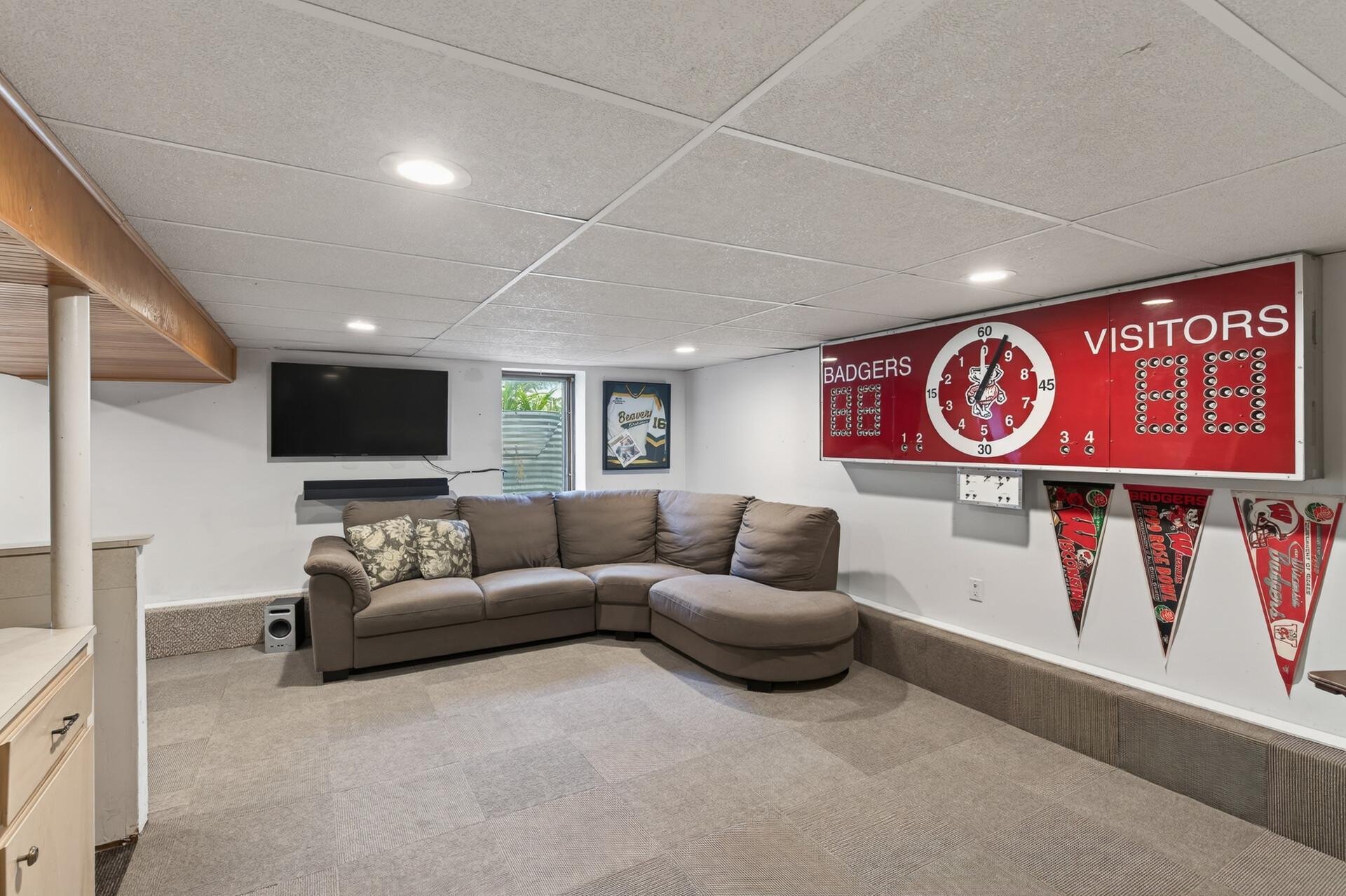 View of Residential at 1094 Lowell Drive, Apple Valley MN 55124, Apple Valley (32 of 50) - Mike Wilen | Minnesota Team Real Estate