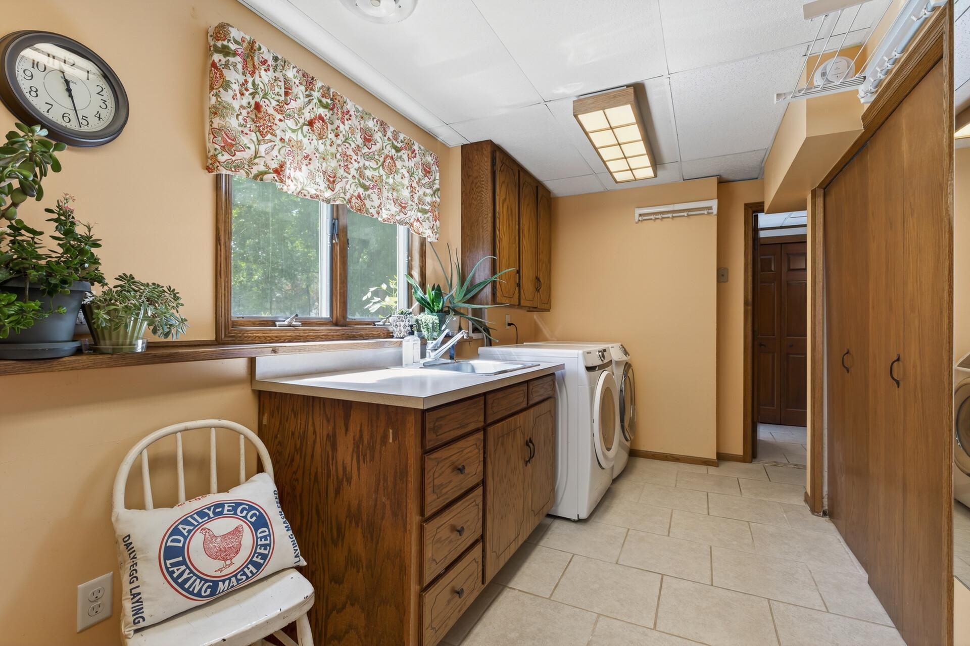 View of Residential at 1094 Lowell Drive, Apple Valley MN 55124, Apple Valley (40 of 50) - Mike Wilen | Minnesota Team Real Estate