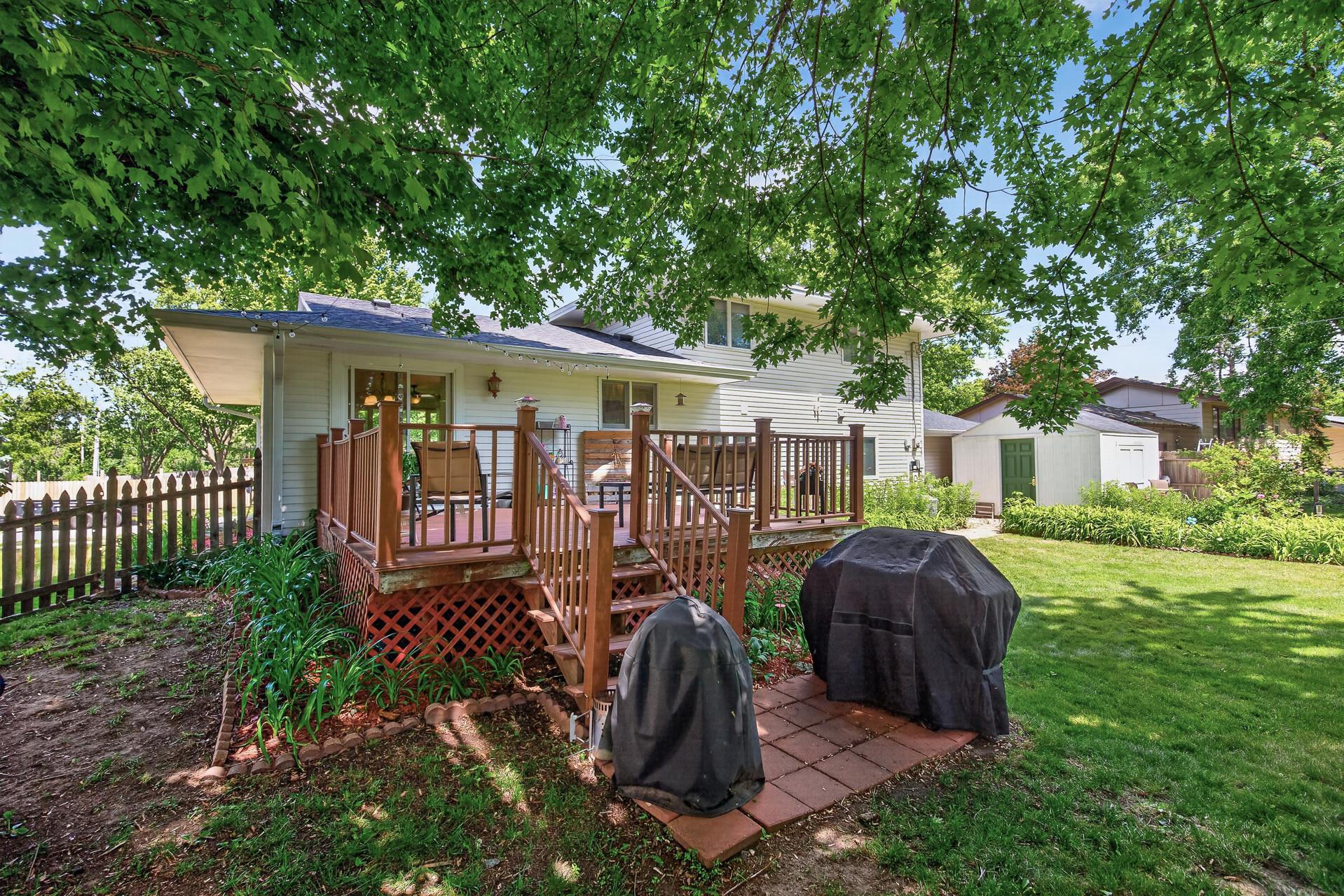 View of Residential at 1094 Lowell Drive, Apple Valley MN 55124, Apple Valley (41 of 50) - Mike Wilen | Minnesota Team Real Estate