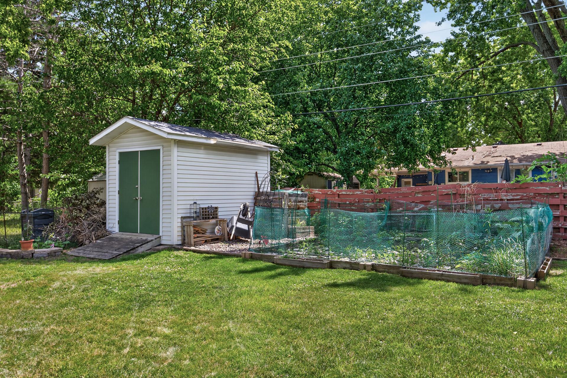 View of Residential at 1094 Lowell Drive, Apple Valley MN 55124, Apple Valley (47 of 50) - Mike Wilen | Minnesota Team Real Estate