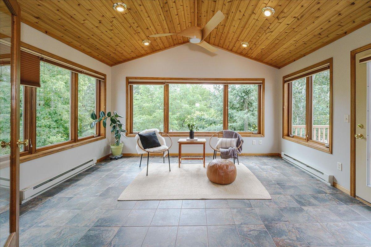 View of Single Family at 1060 Dennis Street, Maplewood - Mike Wilen | Minnesota Team Real Estate