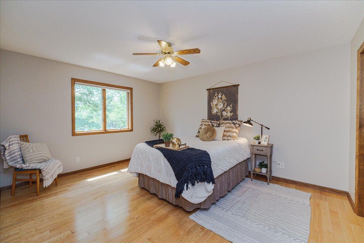 View of Residential at 1060 Dennis Street, Maplewood MN 55119, Maplewood (17 of 38) - Mike Wilen | Minnesota Team Real Estate