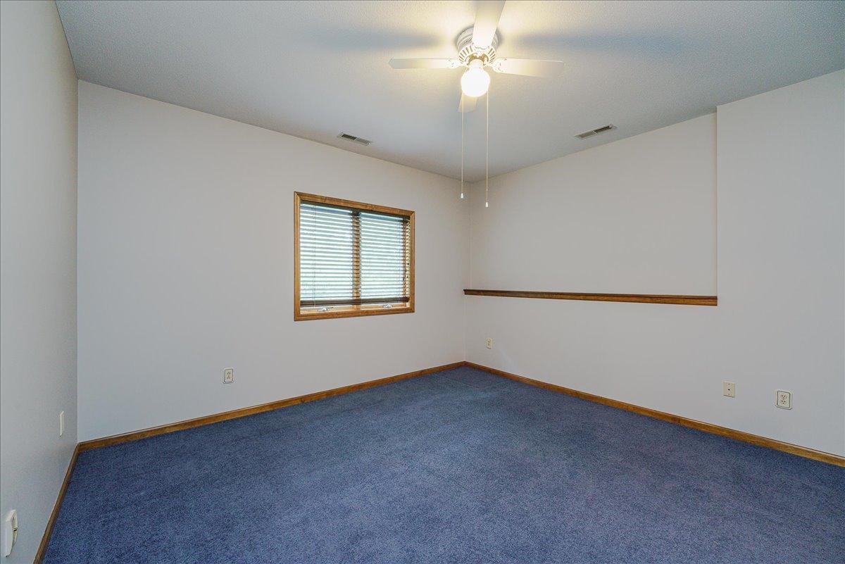 View of Residential at 1060 Dennis Street, Maplewood MN 55119, Maplewood (26 of 38) - Mike Wilen | Minnesota Team Real Estate
