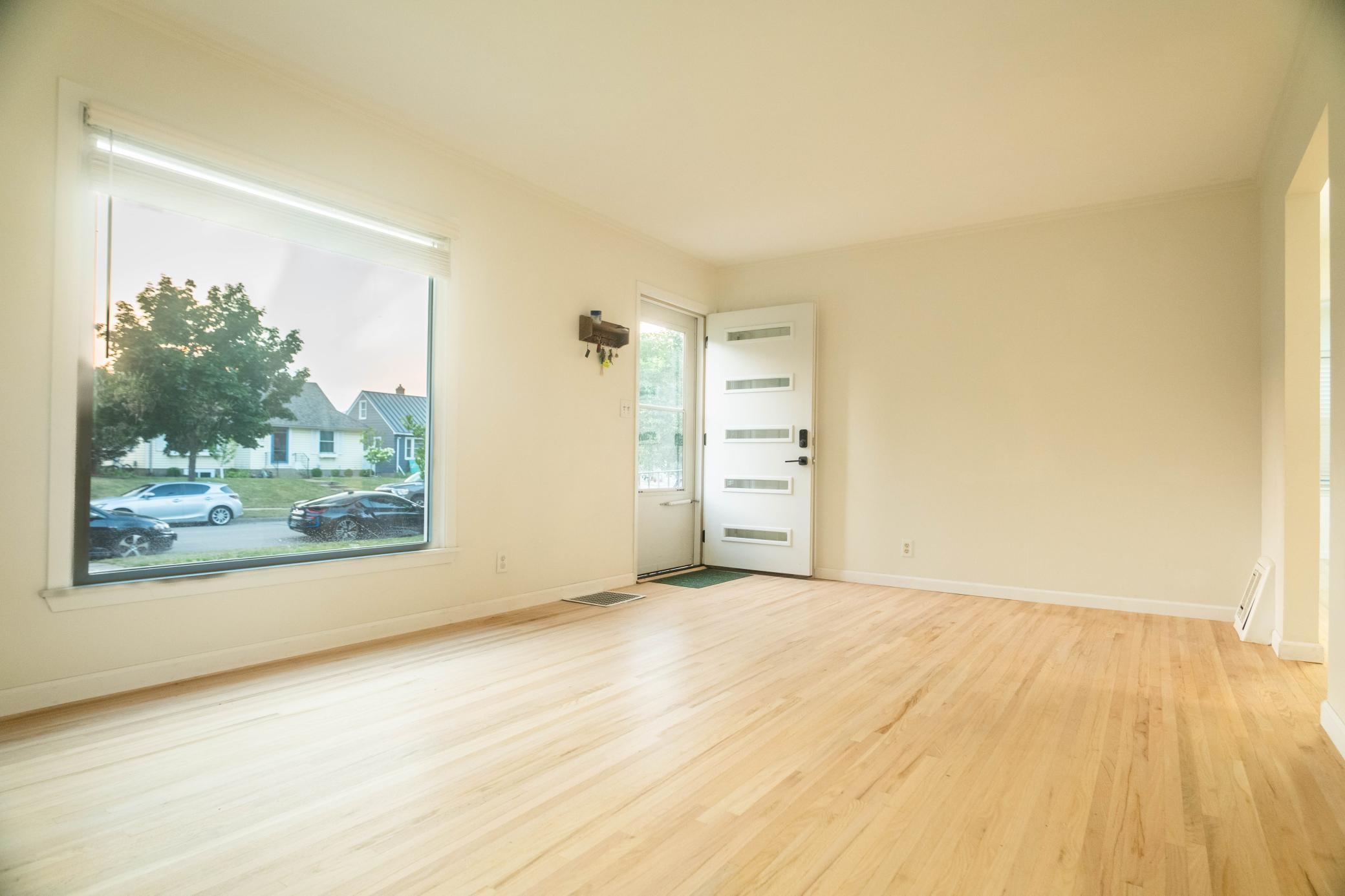 View of Residential at 6133 Thomas Avenue, Minneapolis MN 55410, Minneapolis (11 of 36) - Mike Wilen | Minnesota Team Real Estate