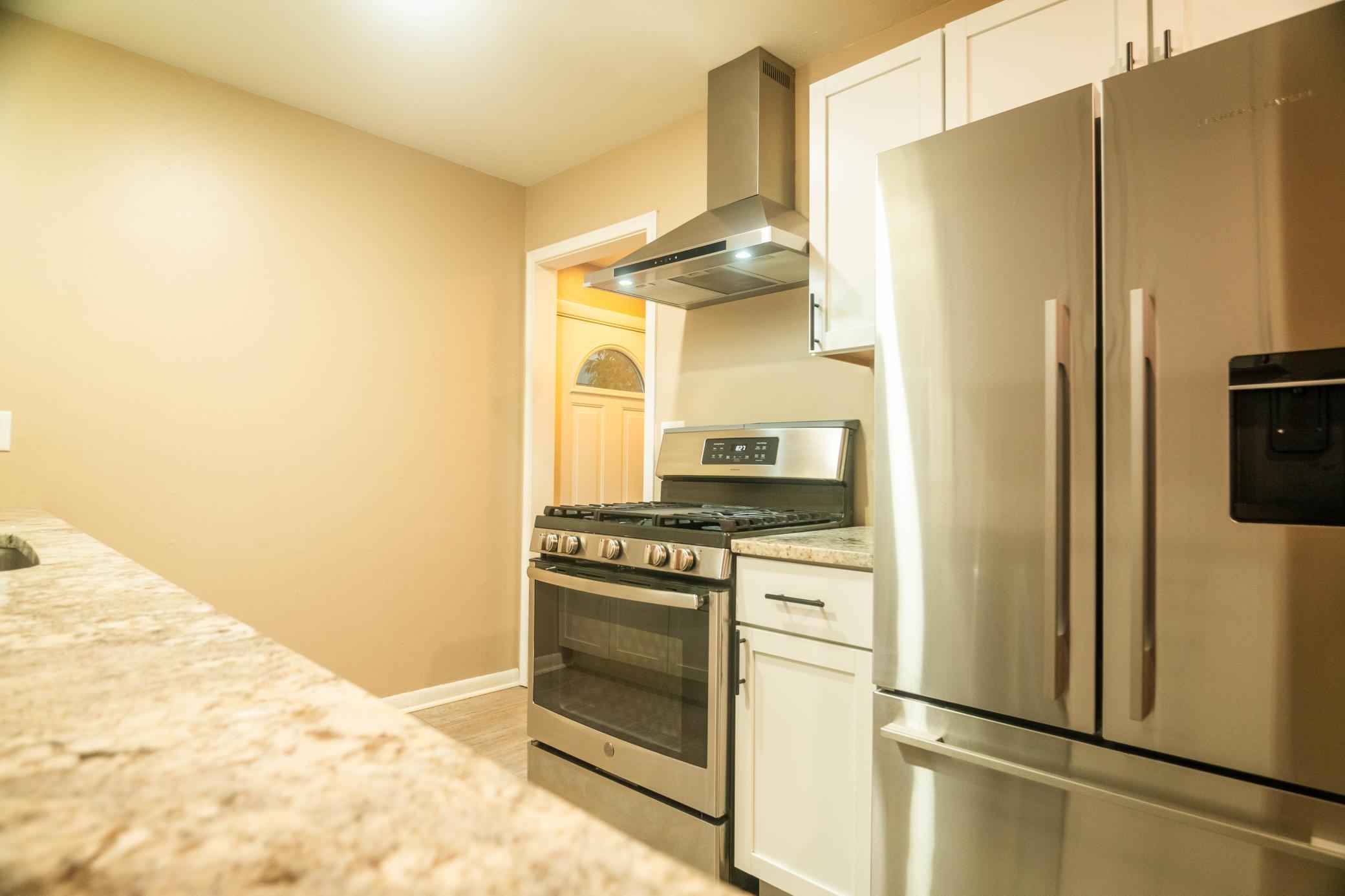 View of Residential at 6133 Thomas Avenue, Minneapolis MN 55410, Minneapolis (7 of 36) - Mike Wilen | Minnesota Team Real Estate