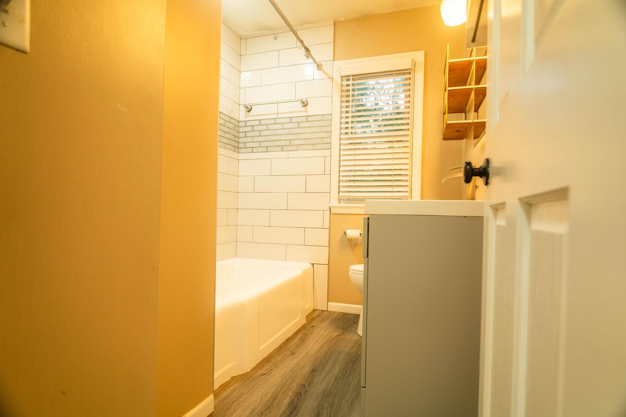 View of Residential at 6133 Thomas Avenue, Minneapolis MN 55410, Minneapolis (23 of 36) - Mike Wilen | Minnesota Team Real Estate