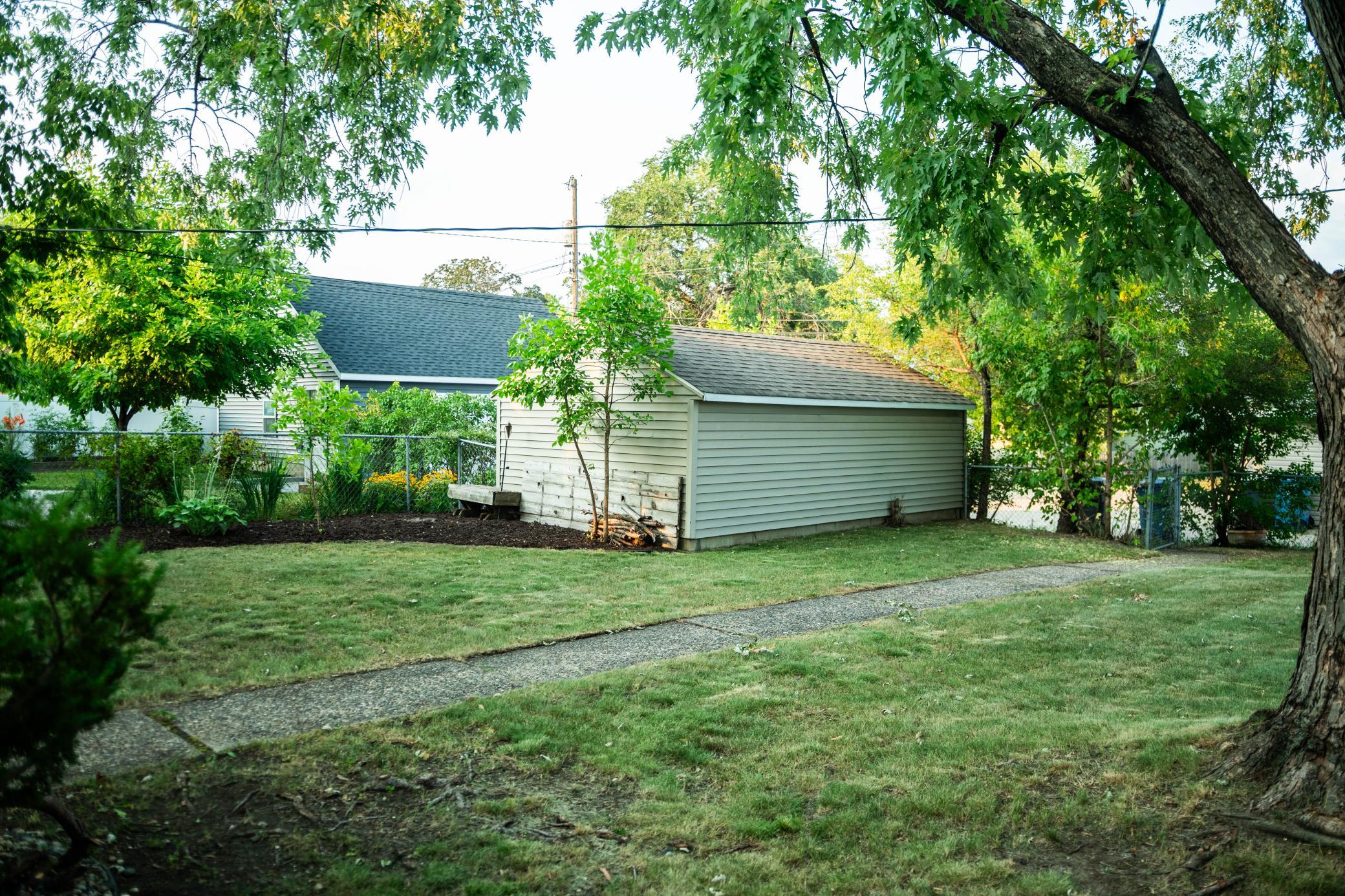 View of Residential at 6133 Thomas Avenue, Minneapolis MN 55410, Minneapolis (28 of 36) - Mike Wilen | Minnesota Team Real Estate