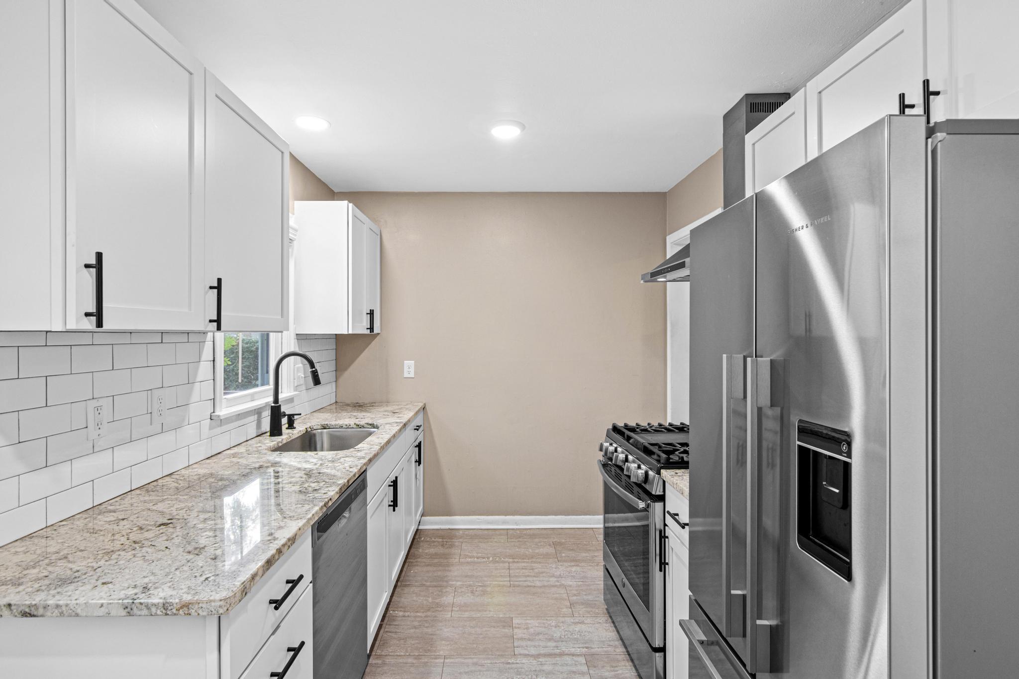 View of Residential at 6133 Thomas Avenue, Minneapolis MN 55410, Minneapolis (15 of 65) - Mike Wilen | Minnesota Team Real Estate