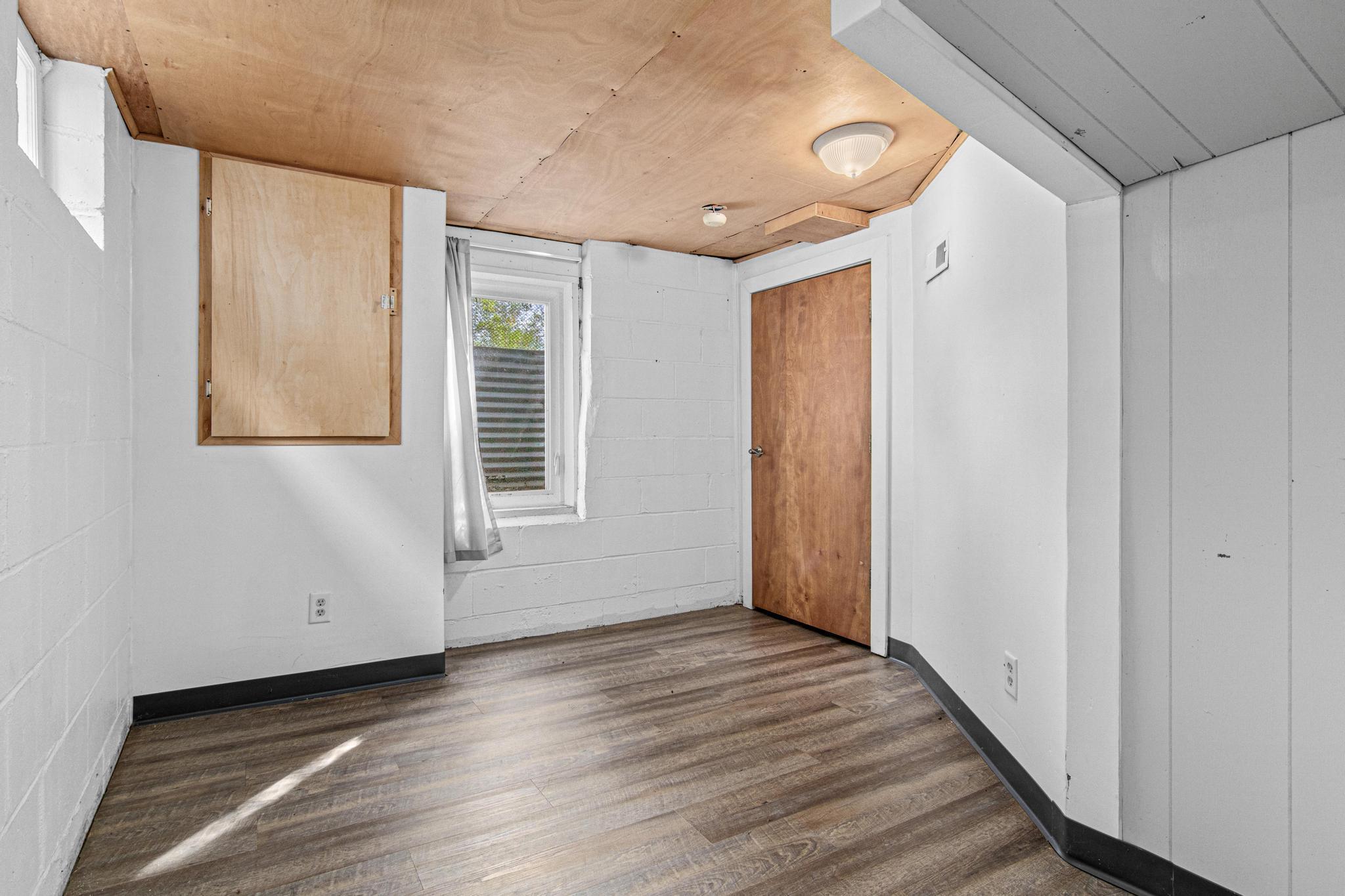 View of Residential at 6133 Thomas Avenue, Minneapolis MN 55410, Minneapolis (46 of 65) - Mike Wilen | Minnesota Team Real Estate