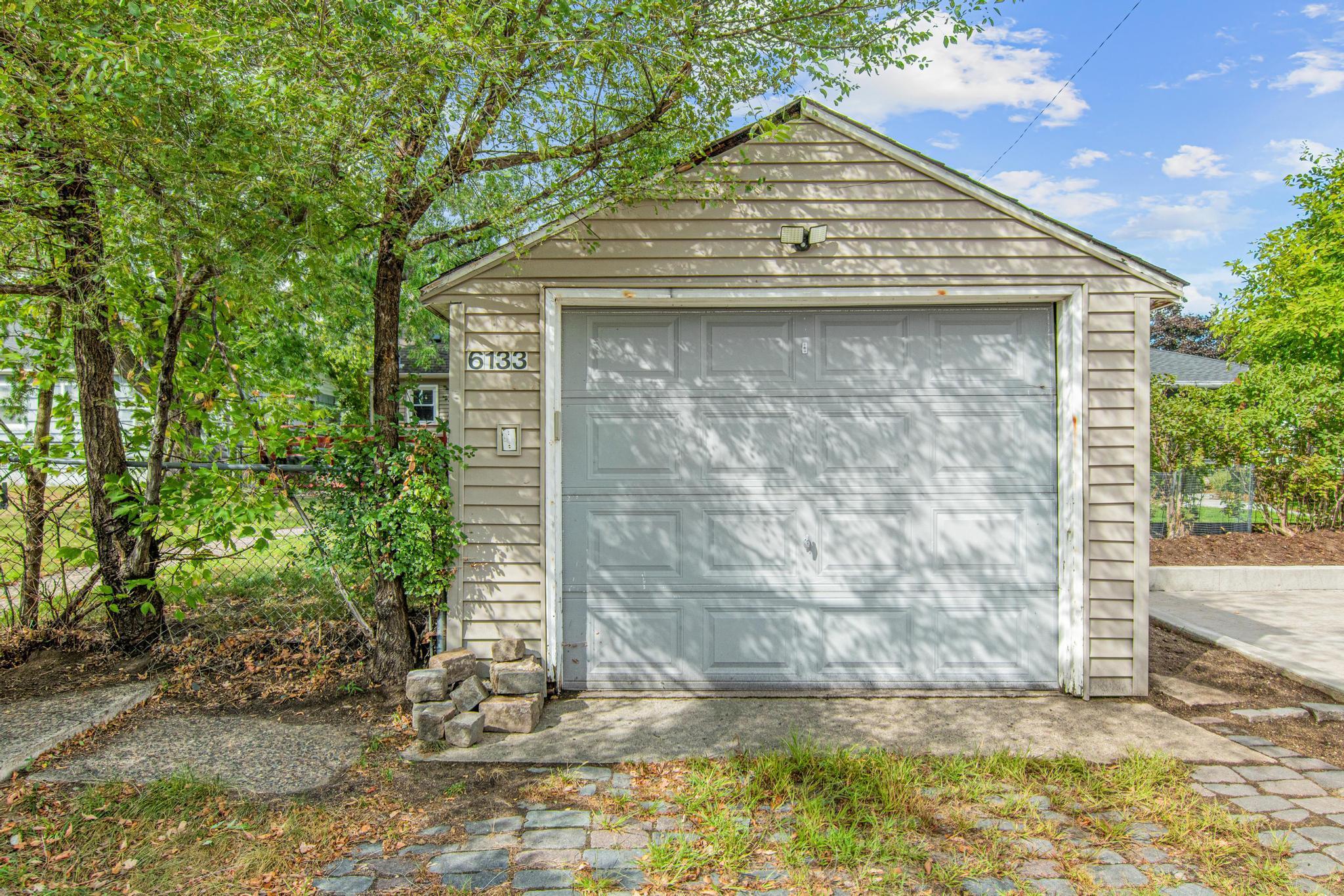 View of Residential at 6133 Thomas Avenue, Minneapolis MN 55410, Minneapolis (58 of 65) - Mike Wilen | Minnesota Team Real Estate
