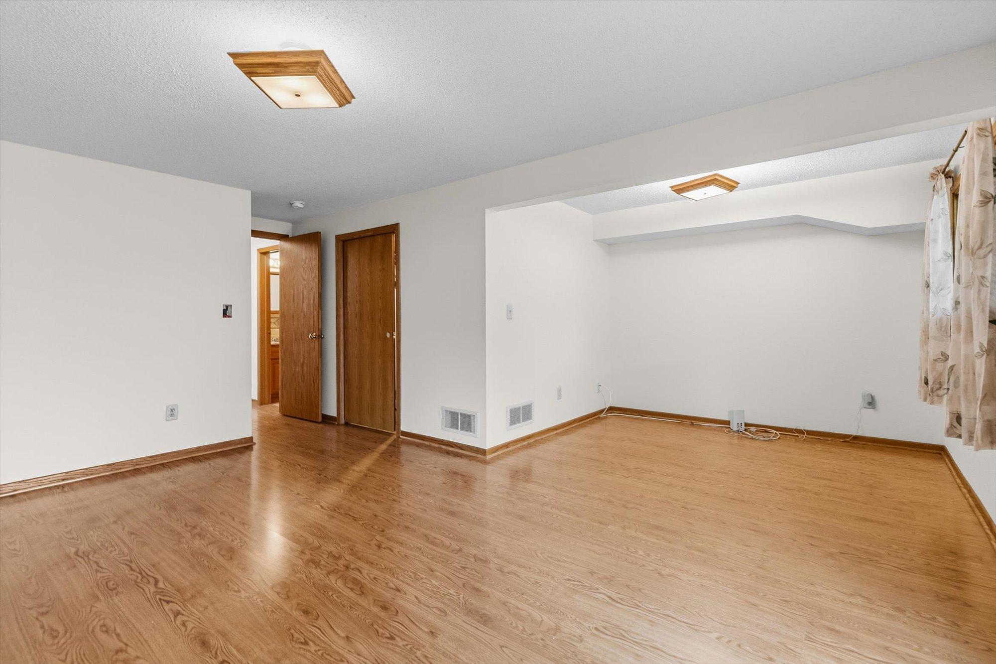 View of Residential at 4113 Sylvia Lane, Shoreview MN 55126, Shoreview (21 of 27) - Mike Wilen | Minnesota Team Real Estate